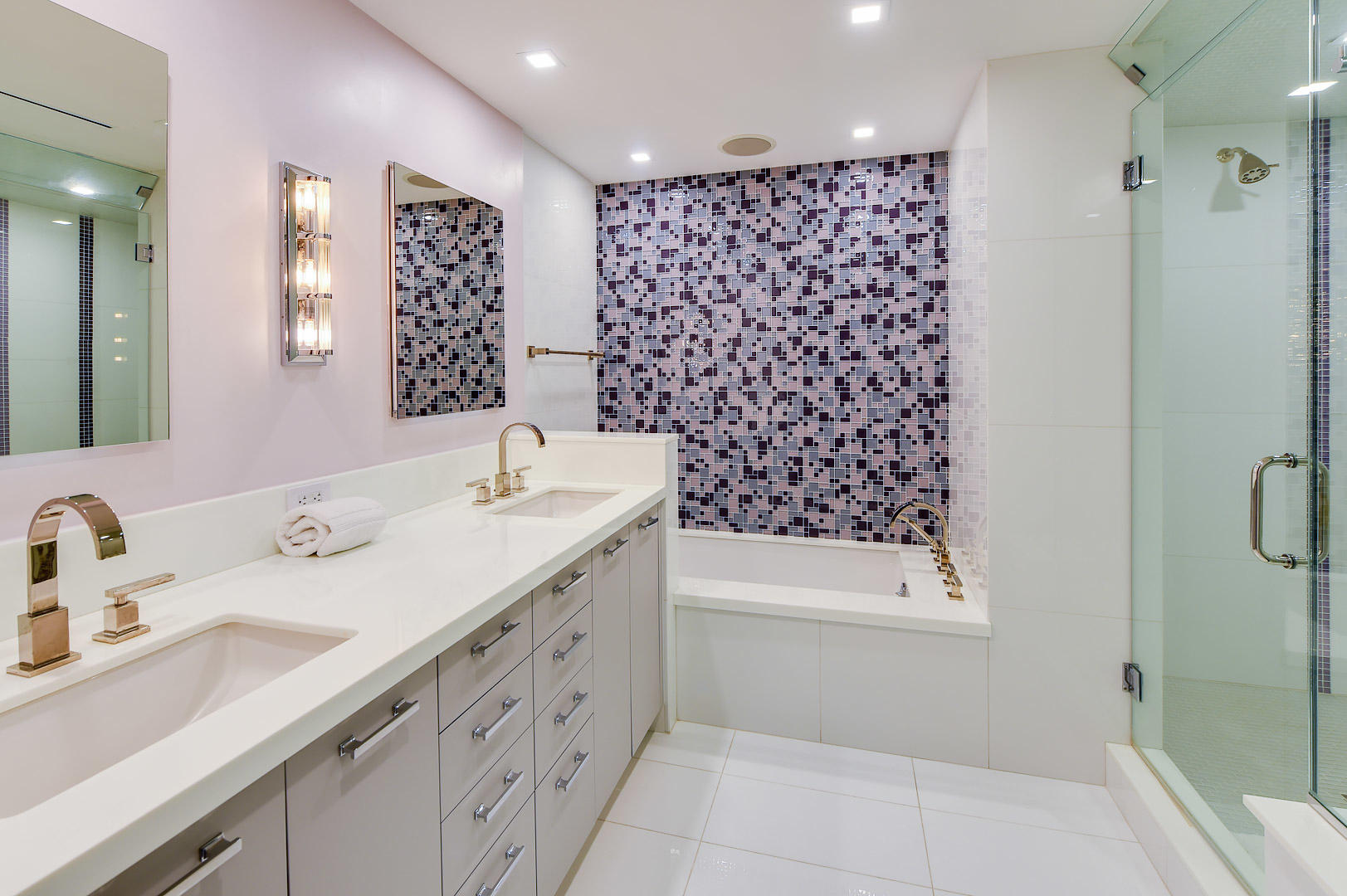 THREE THIRTY OCEAN CONDO - Residential