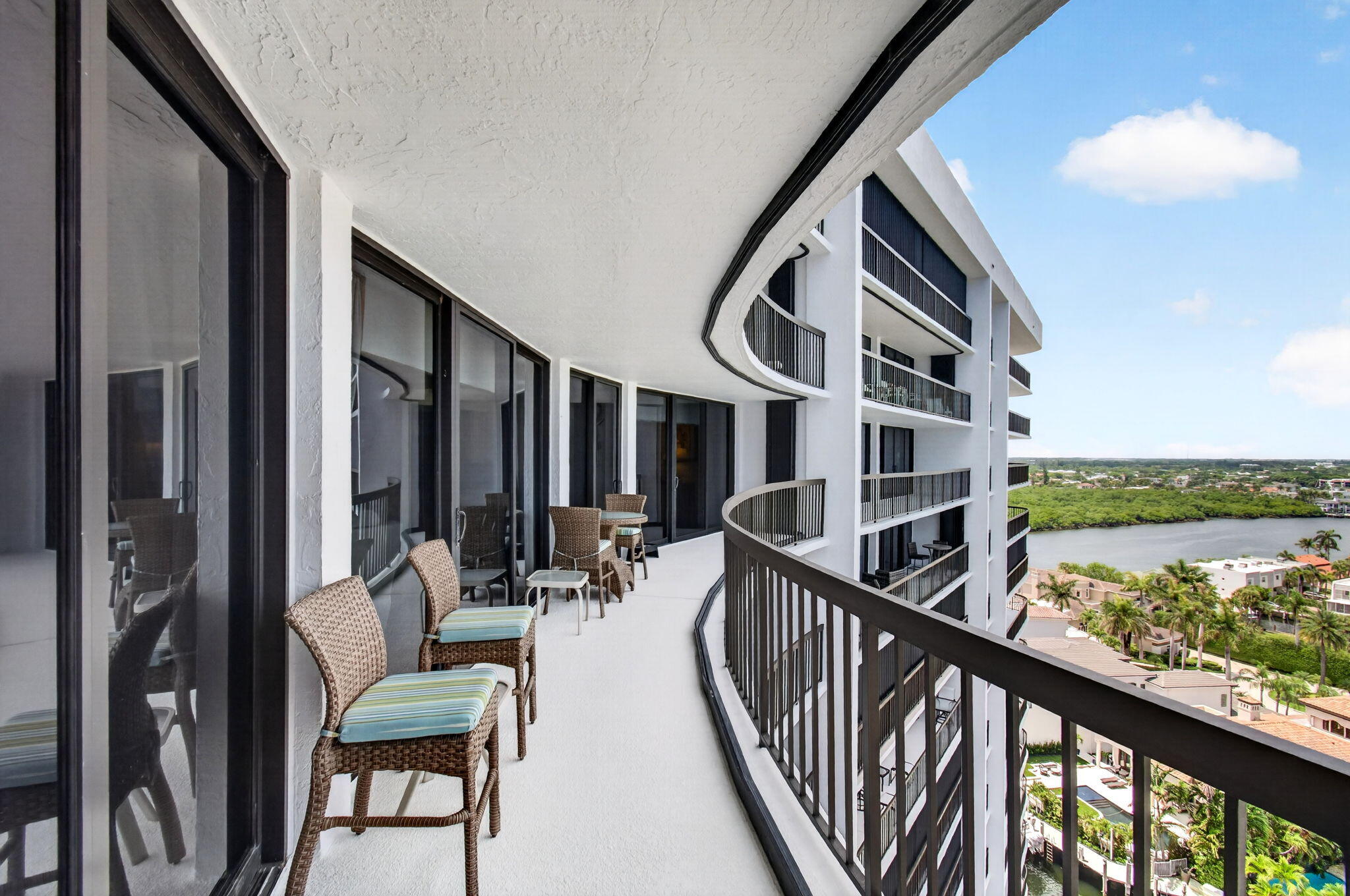 BRAEMAR ISLE CONDO - Residential