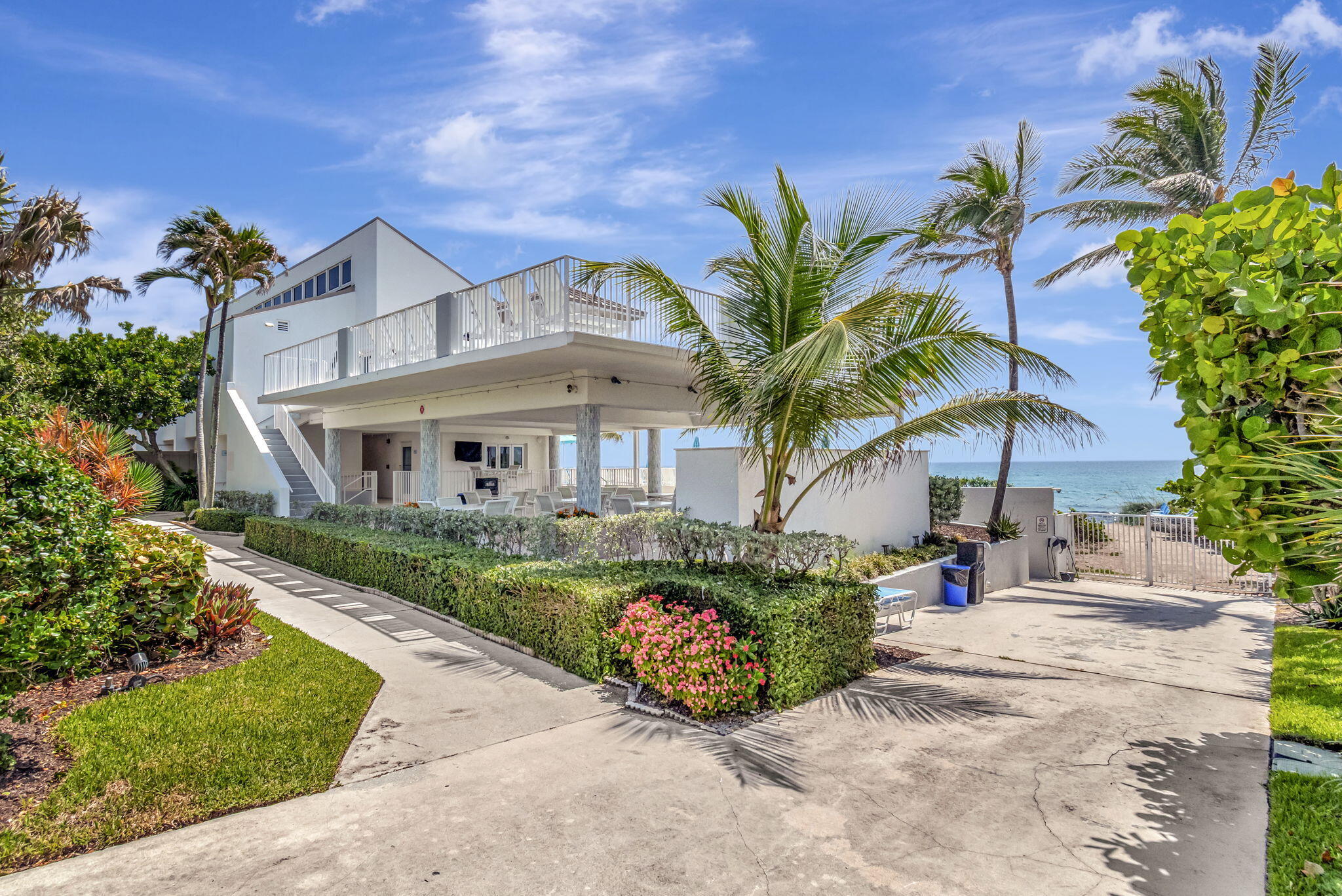 BRAEMAR ISLE CONDO - Residential