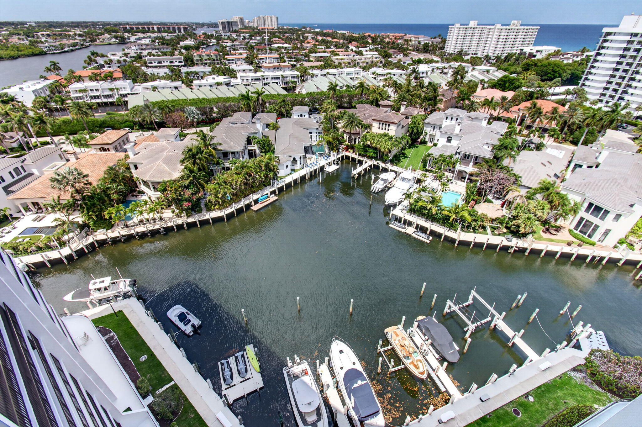 BRAEMAR ISLE CONDO - Residential