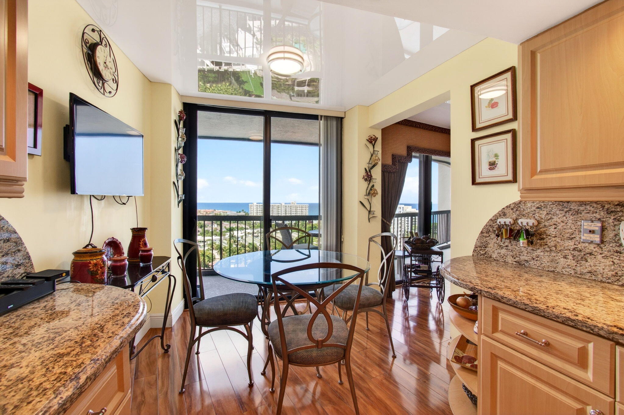 BRAEMAR ISLE CONDO - Residential