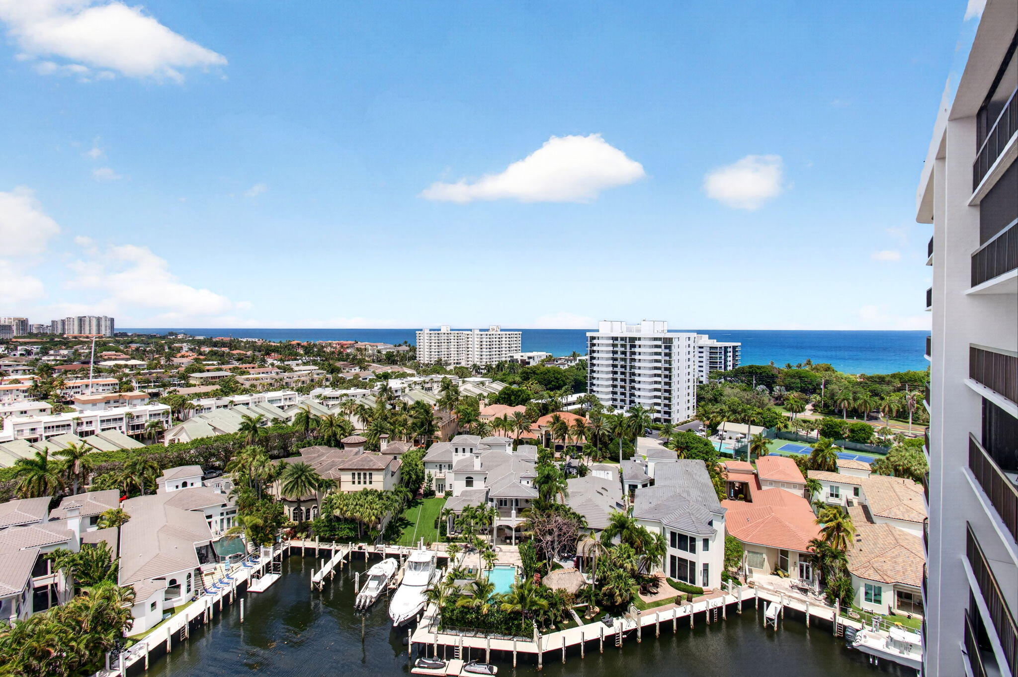 BRAEMAR ISLE CONDO - Residential