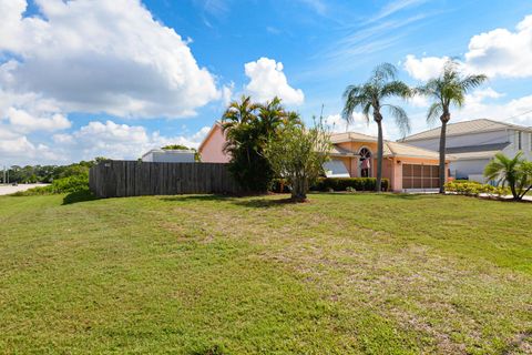 A home in Port St Lucie