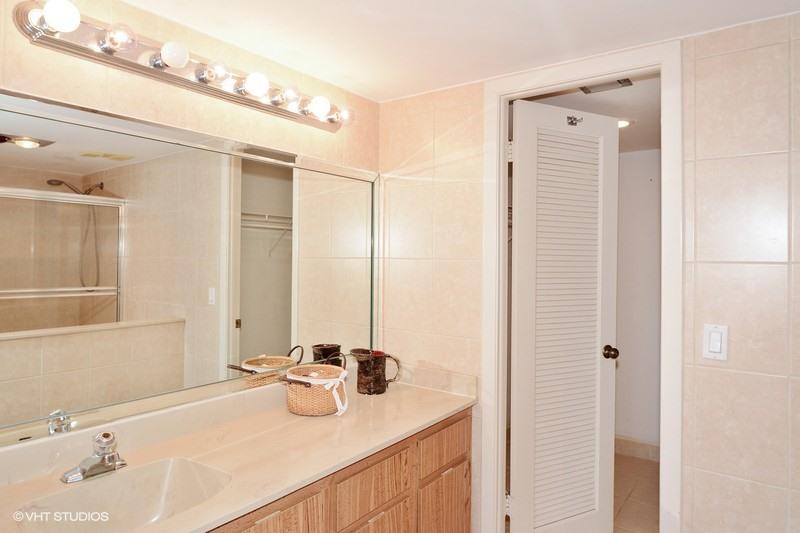 MARINA BAY CONDO - Residential