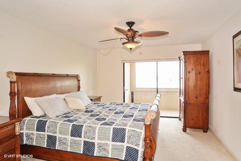 MARINA BAY CONDO - Residential