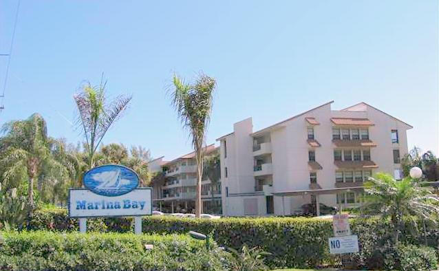 MARINA BAY CONDO - Residential