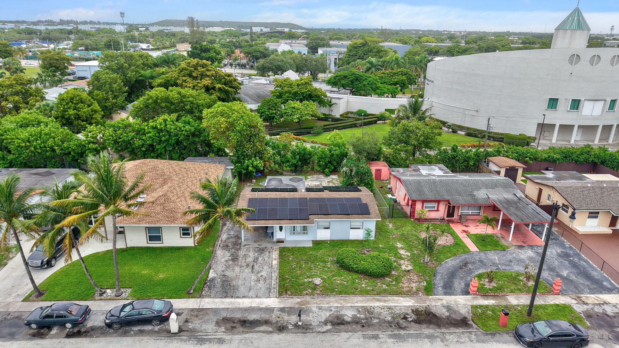 2341 NW 12th Court, Pompano Beach, FL, 33069/$360,000 1 2341 NW 12th Court