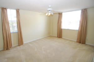 FLAGLER POINTE CONDOMINIU - Residential Lease