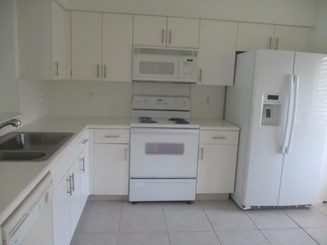 Photo of 5810 Crystal Shores Drive #102, Boynton Beach, FL 33437 (MLS # F10504982)