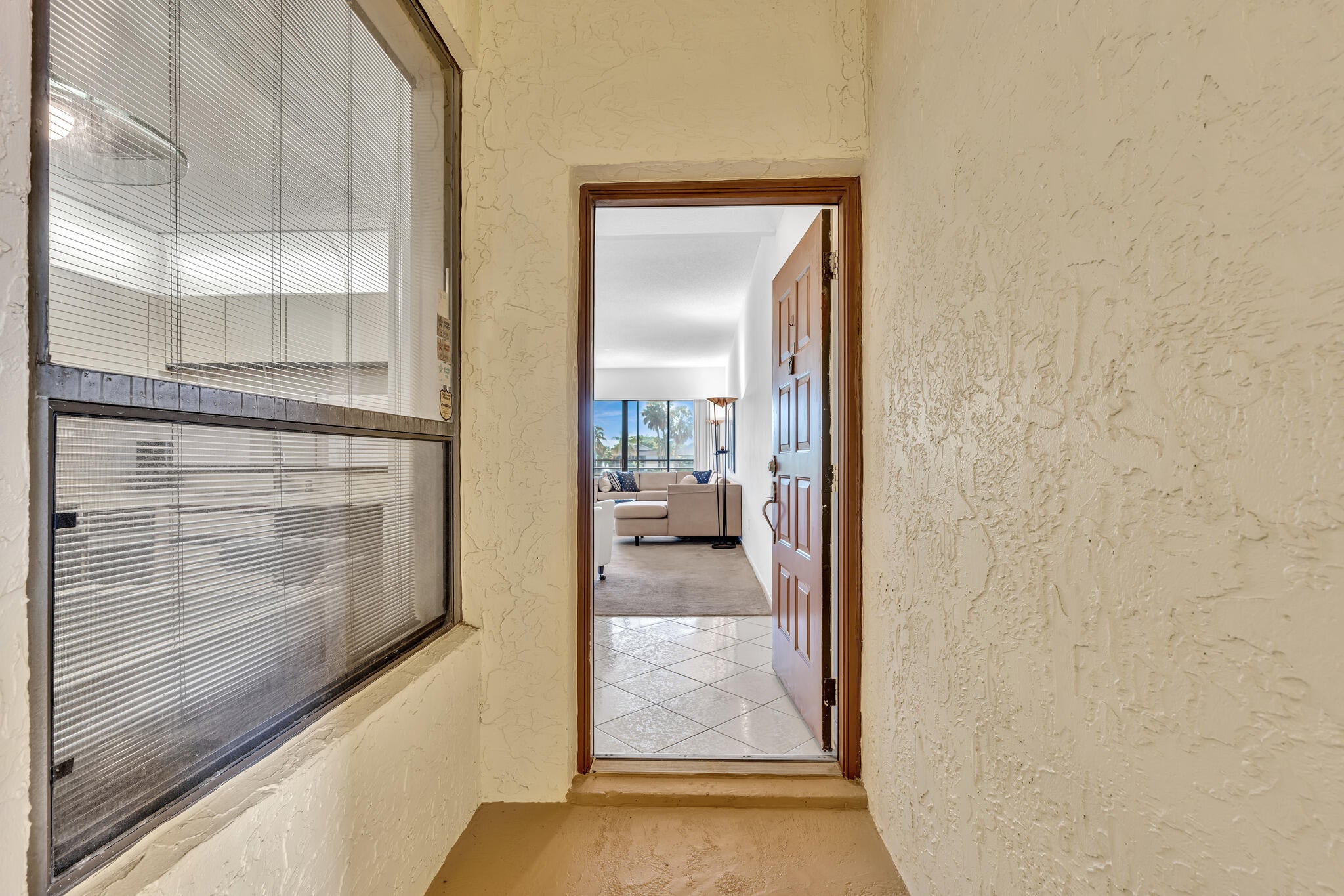 7508 LA PAZ Boulevard 204
