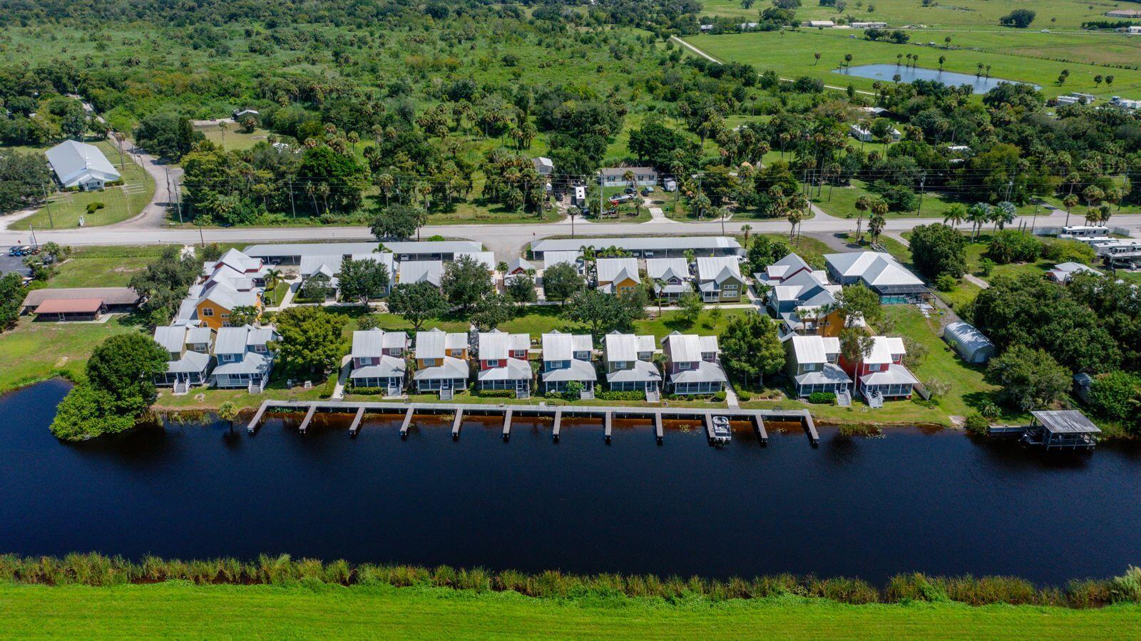 COTTAGES/THE LAKE - Residential Lease