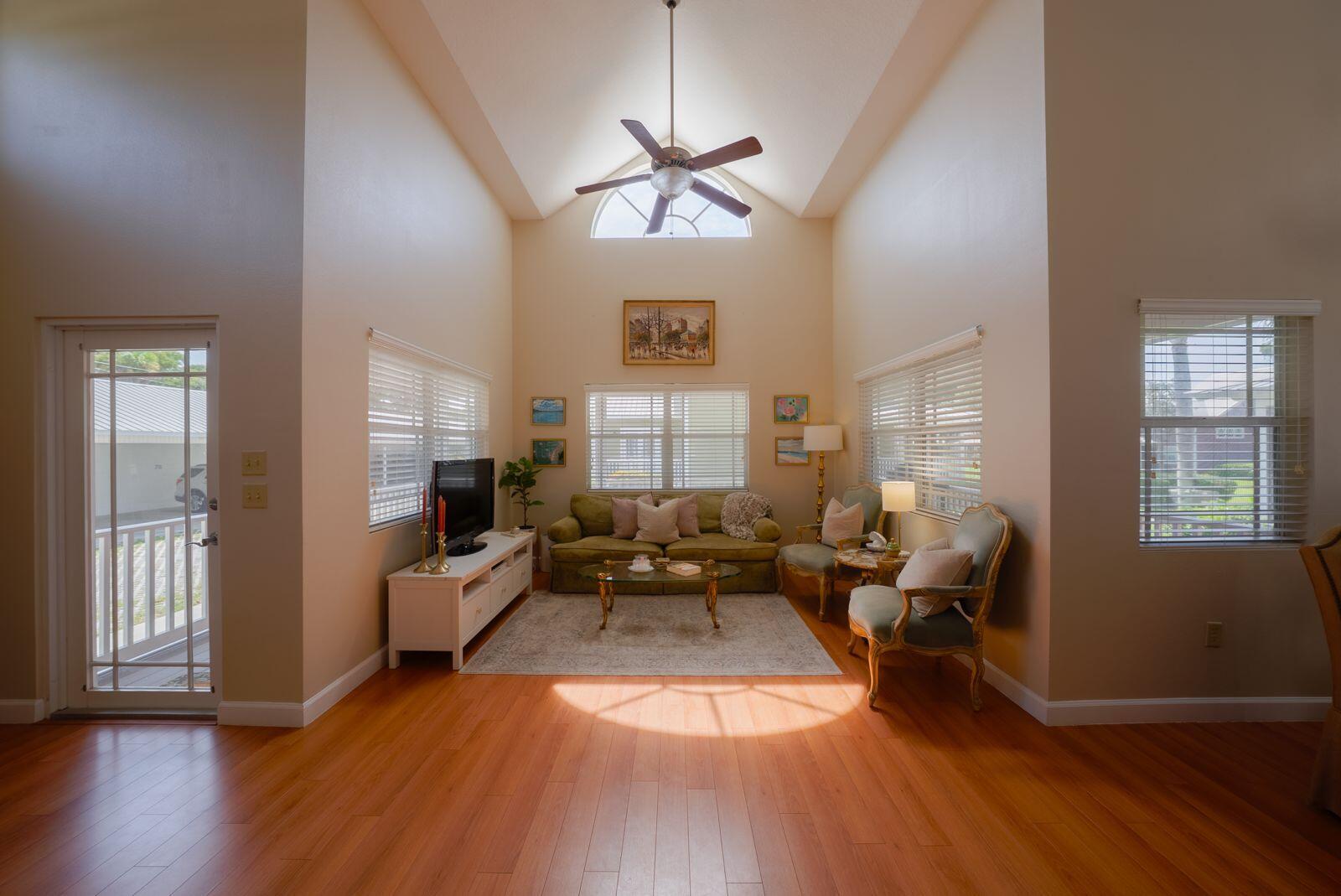 COTTAGES/THE LAKE - Residential Lease