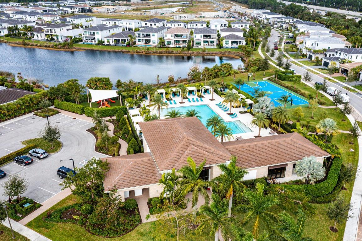 ARTISTRY - Residential