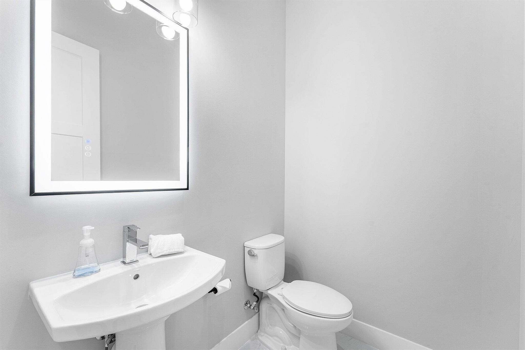 ARTISTRY - Residential