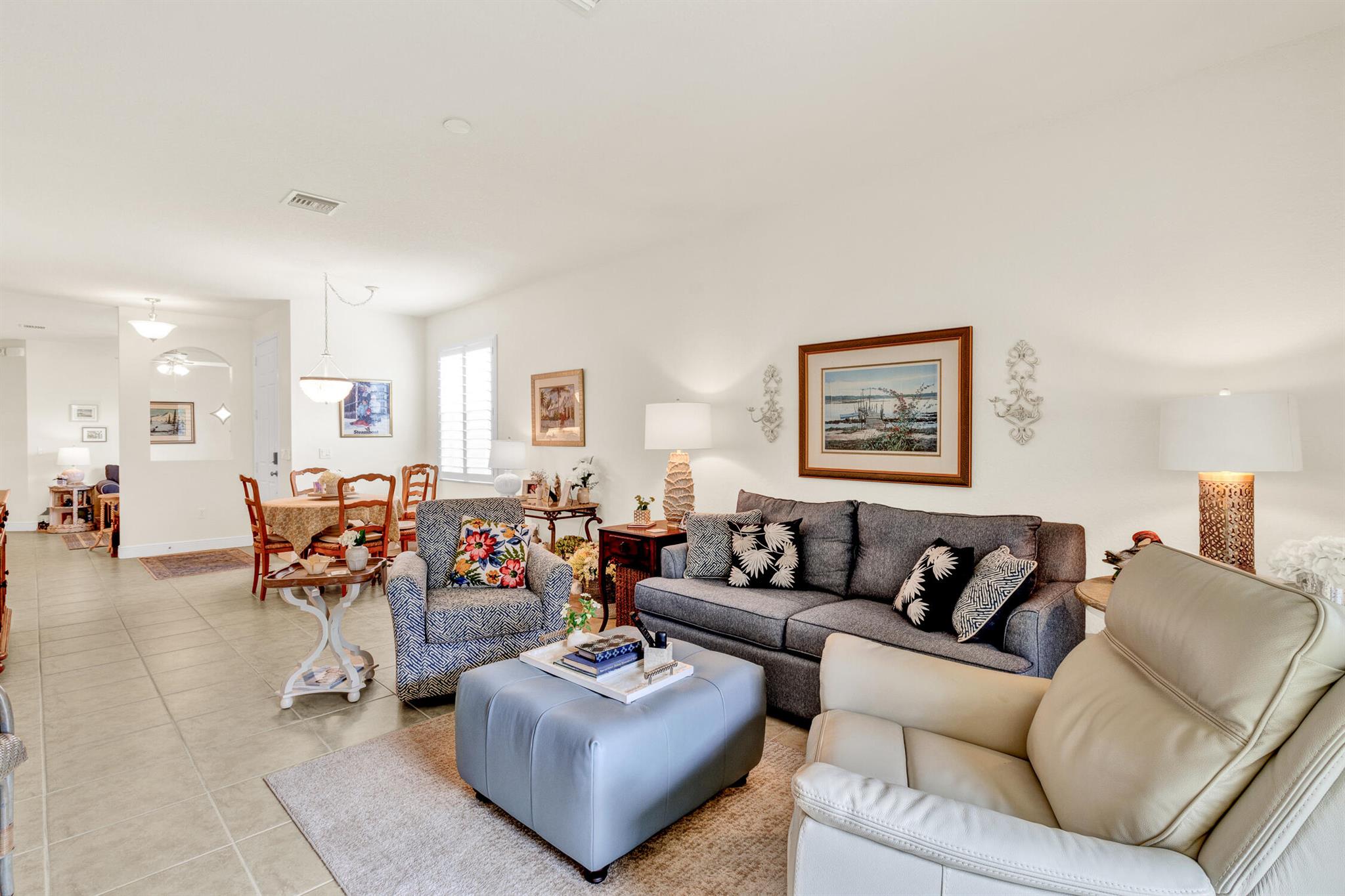 6345 Oxford Circle 101