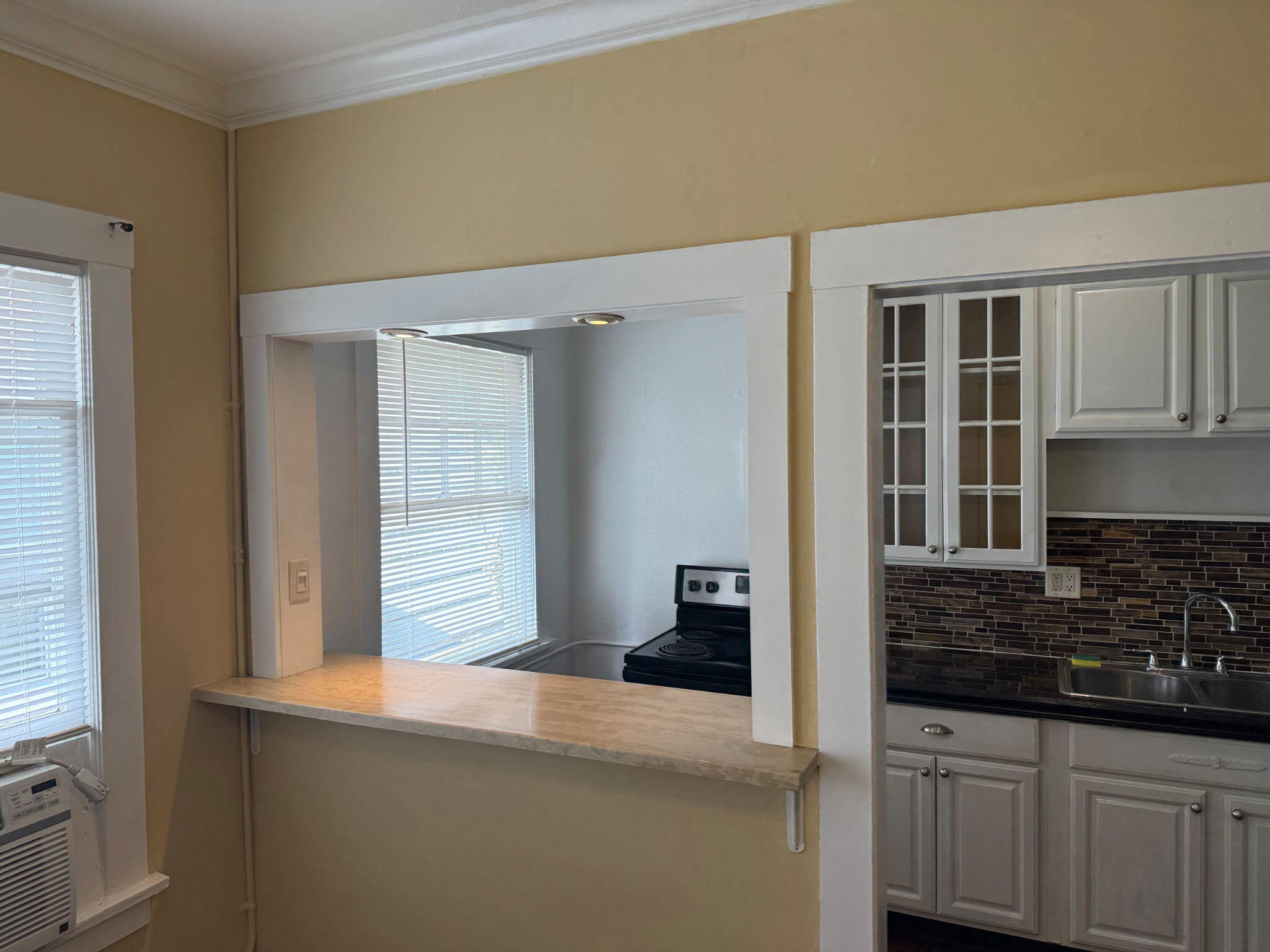 SAILBOAT BEND - Residential Lease