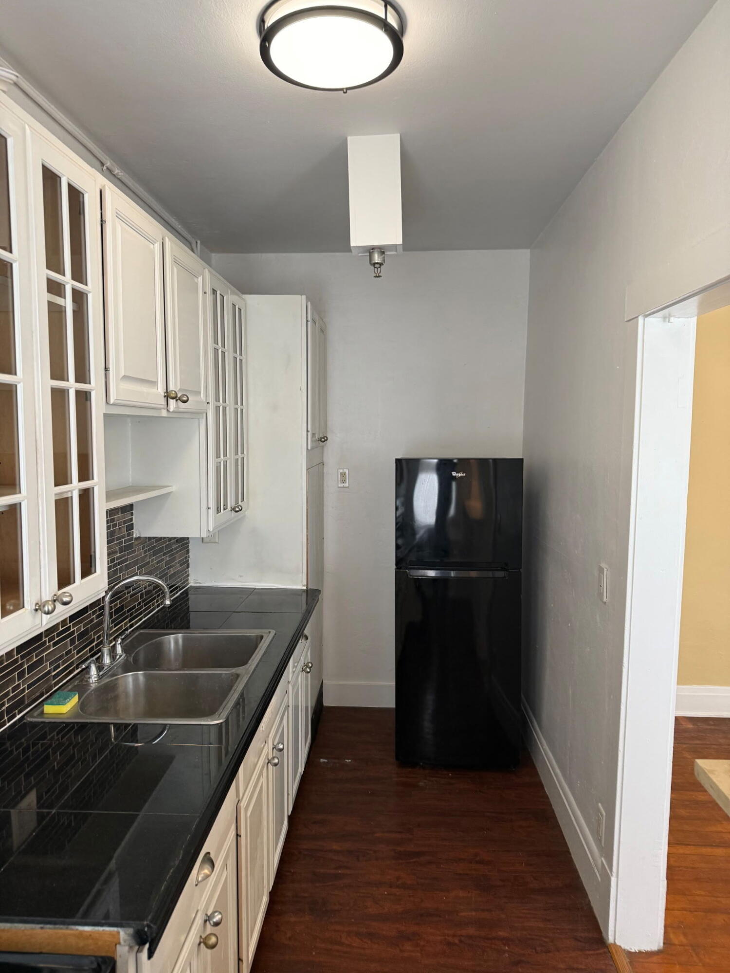 SAILBOAT BEND - Residential Lease