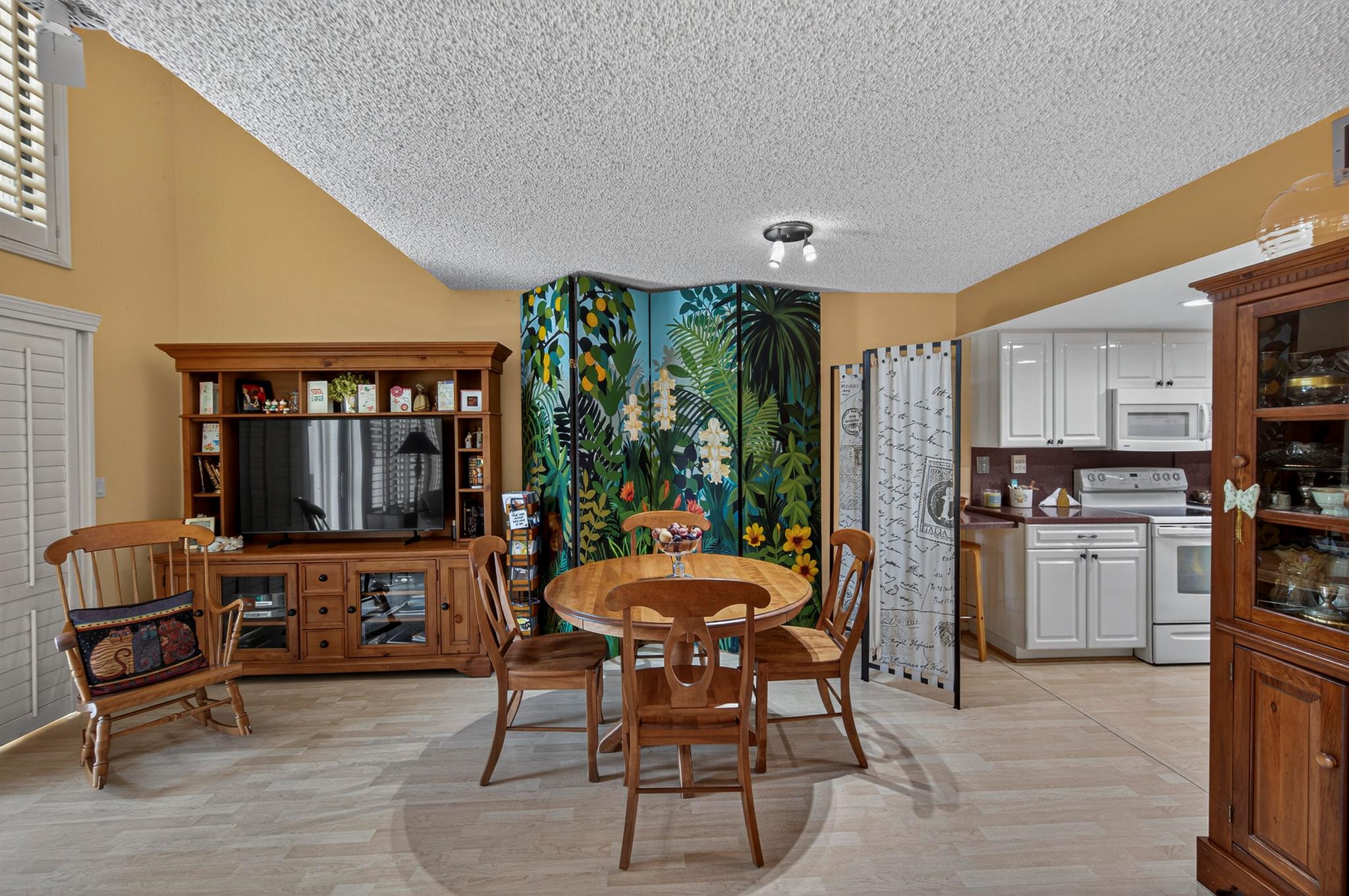 COQUINA LAKES / RIVERGLEN - Residential