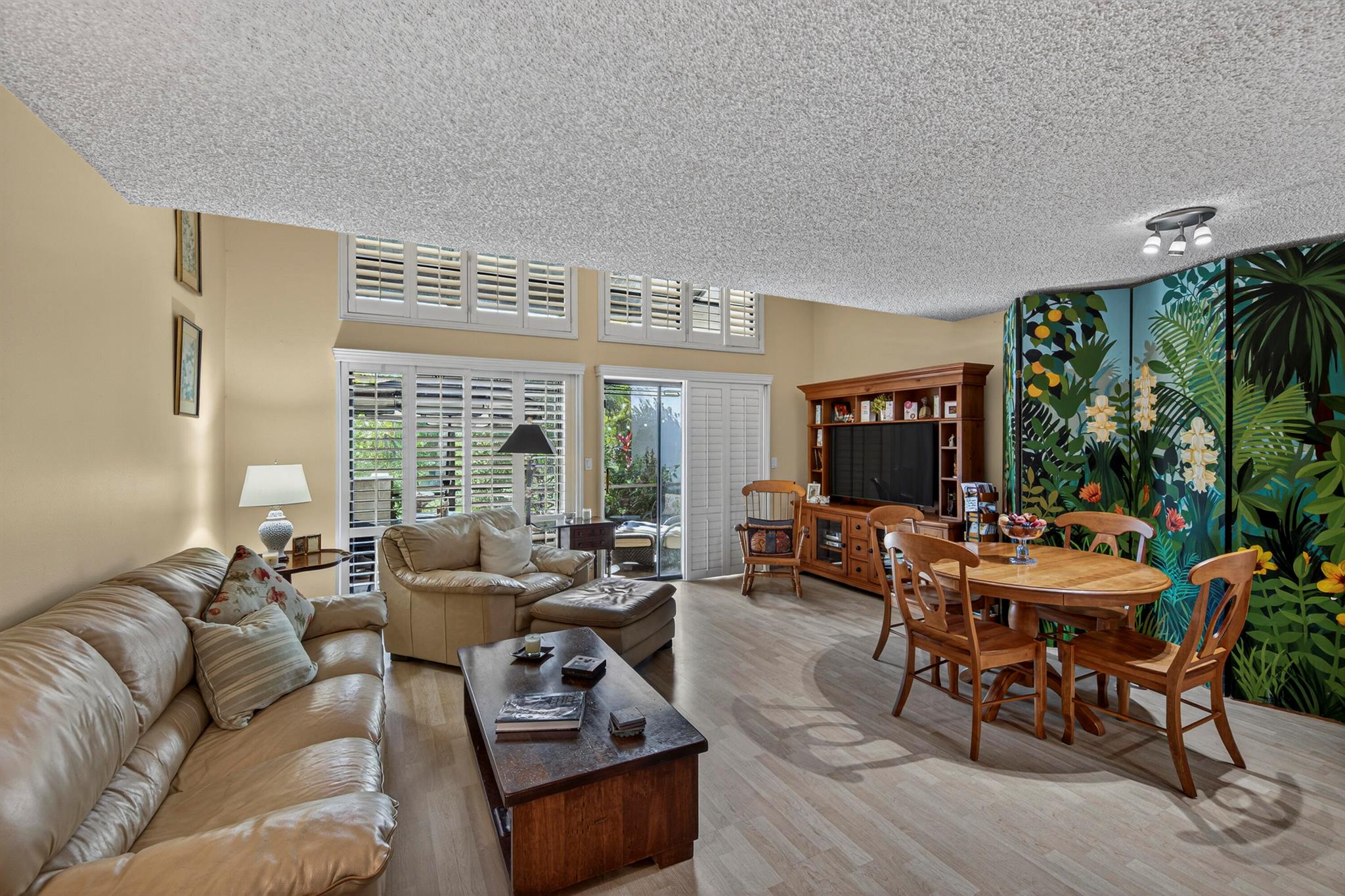 COQUINA LAKES / RIVERGLEN - Residential