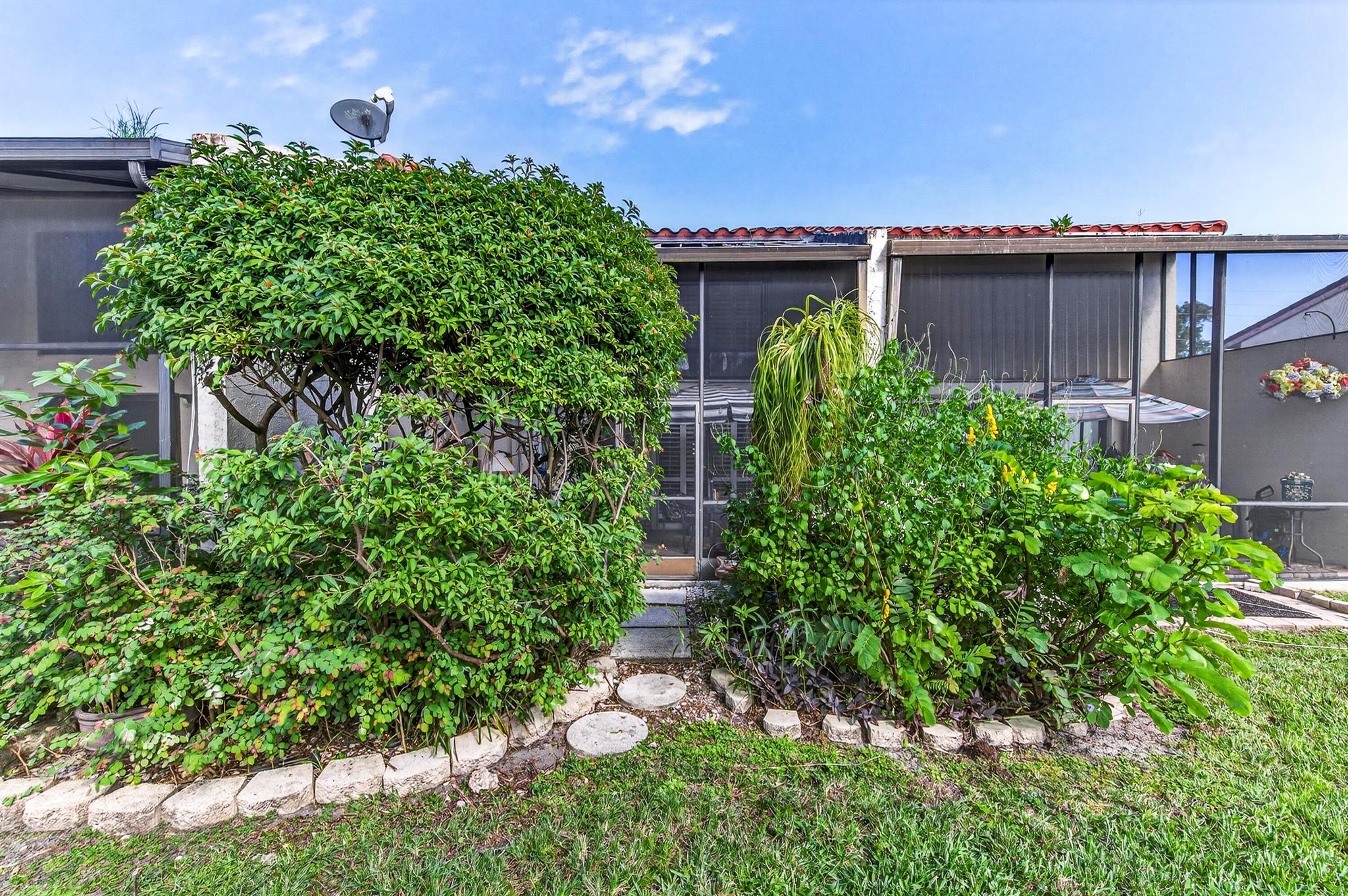 COQUINA LAKES / RIVERGLEN - Residential