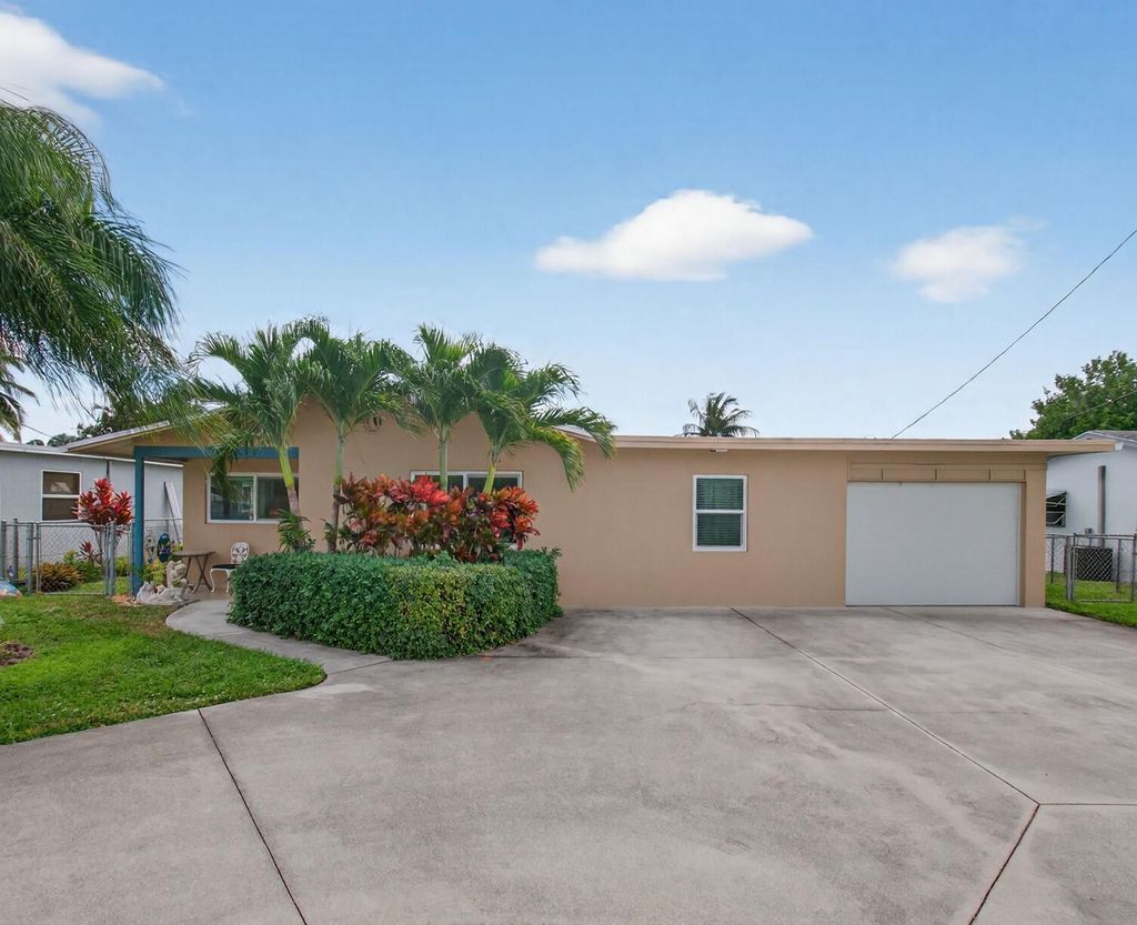 Photo of 1060 Old Boynton Road, Boynton Beach, FL 33426 (MLS # R11148593)