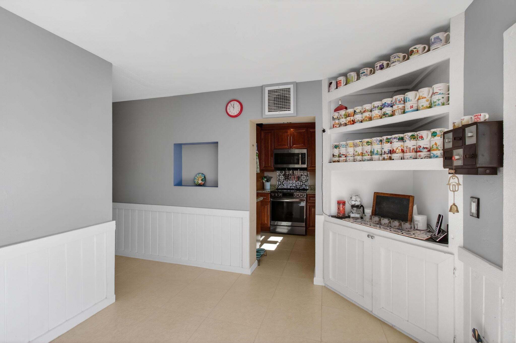 VENETIAN PARK - Residential