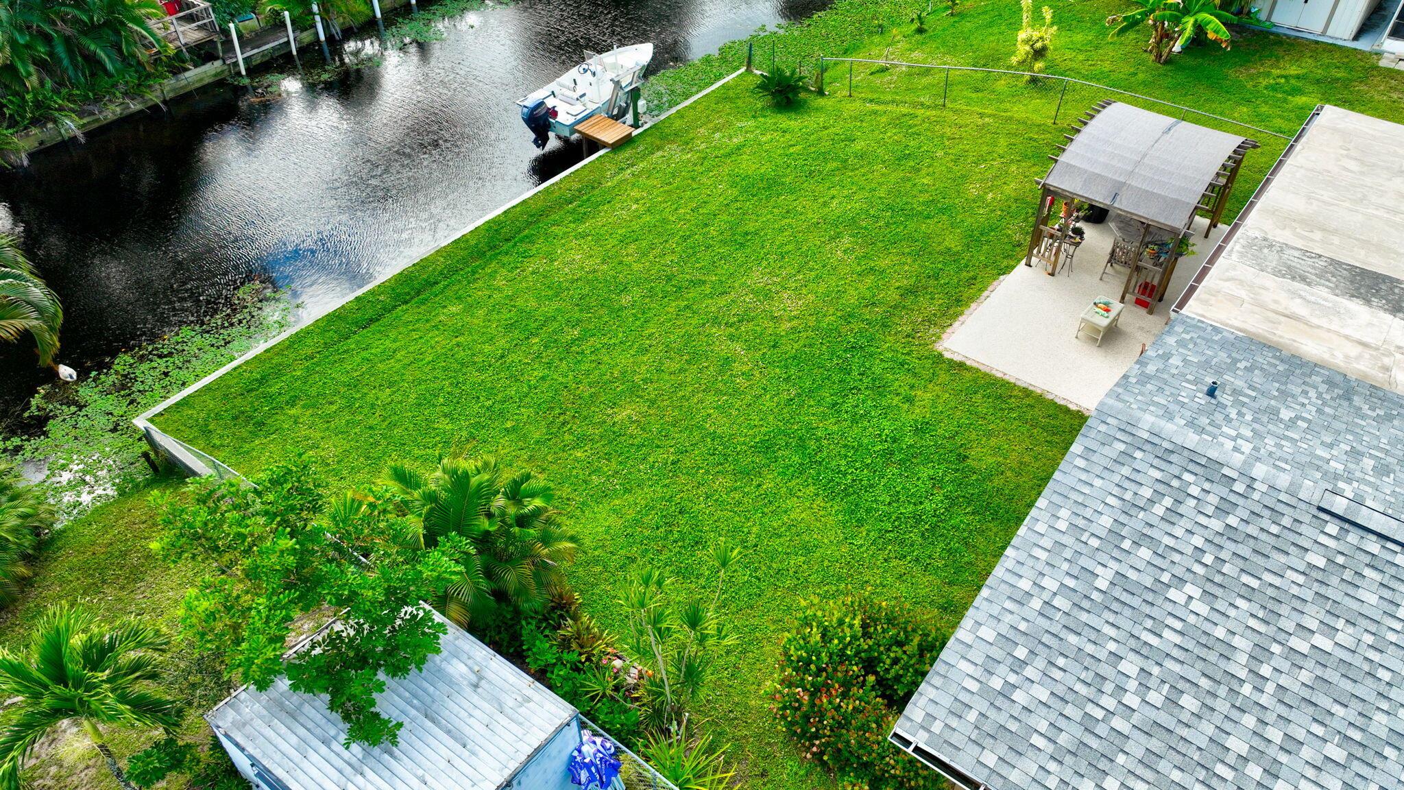 VENETIAN PARK - Residential