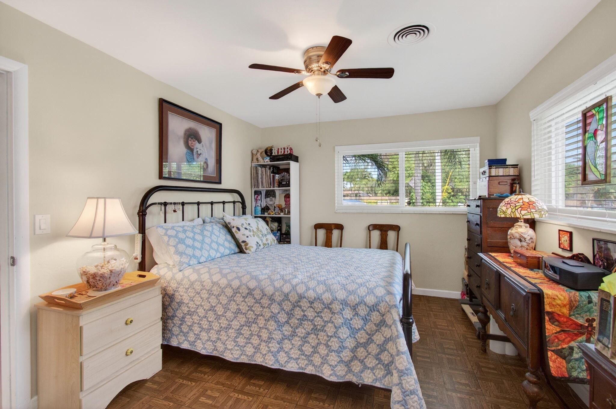 VENETIAN PARK - Residential