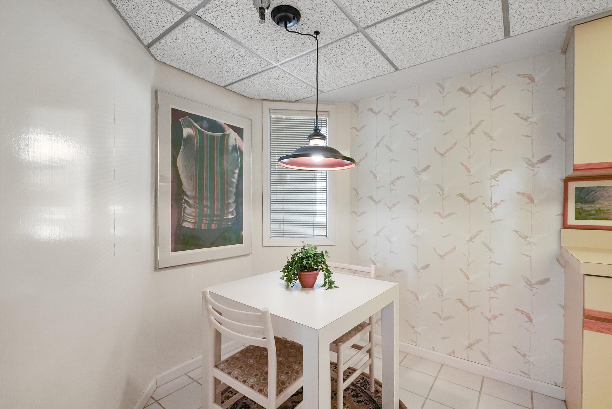 CORINTHIANS CONDO - Residential