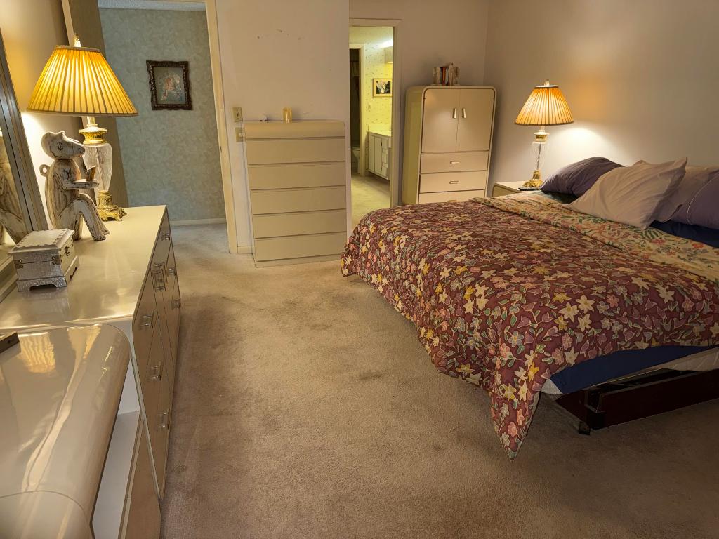 PALM GREENS AT VILLA DEL RAY CONDO - Residential