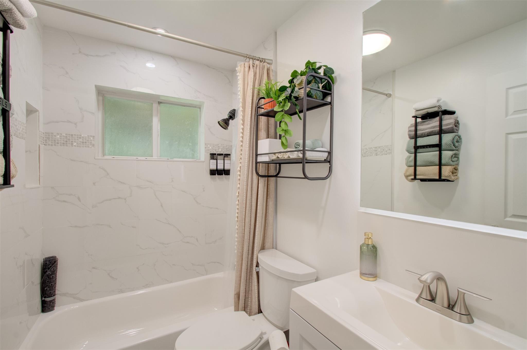 Boulevard Heights Sec 8 5 - Residential Lease