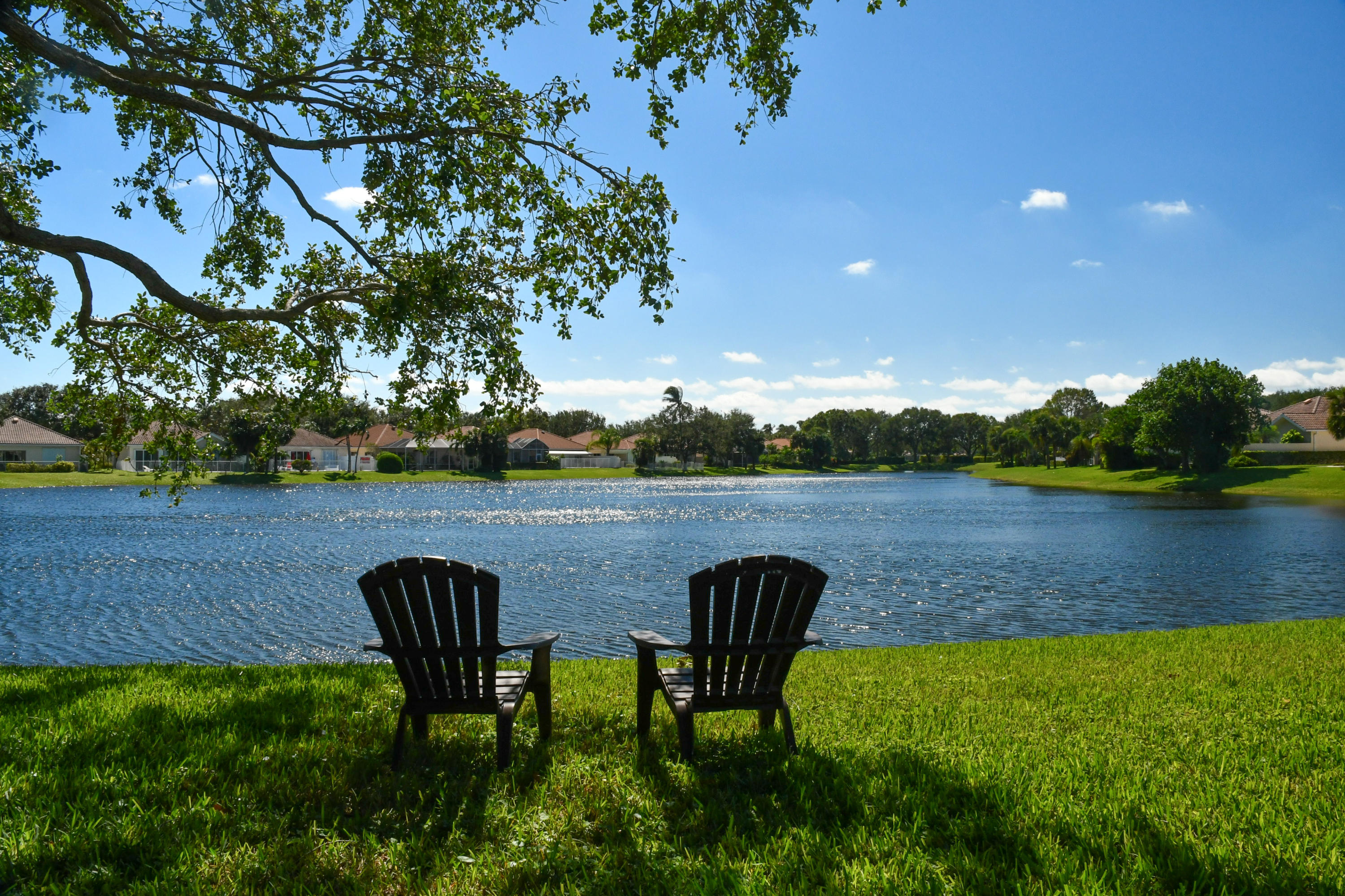 OAKS EAST - Residential