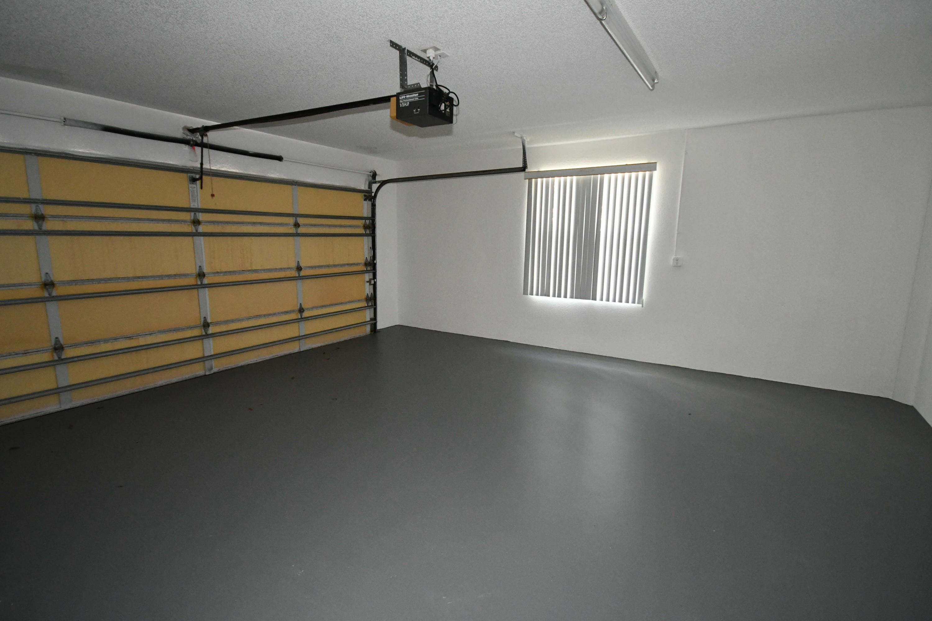 OAKS EAST - Residential