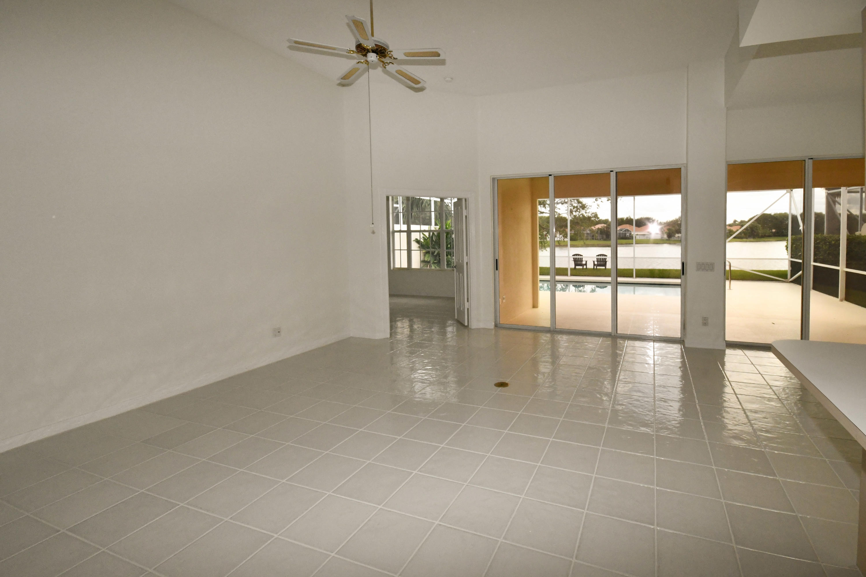 OAKS EAST - Residential