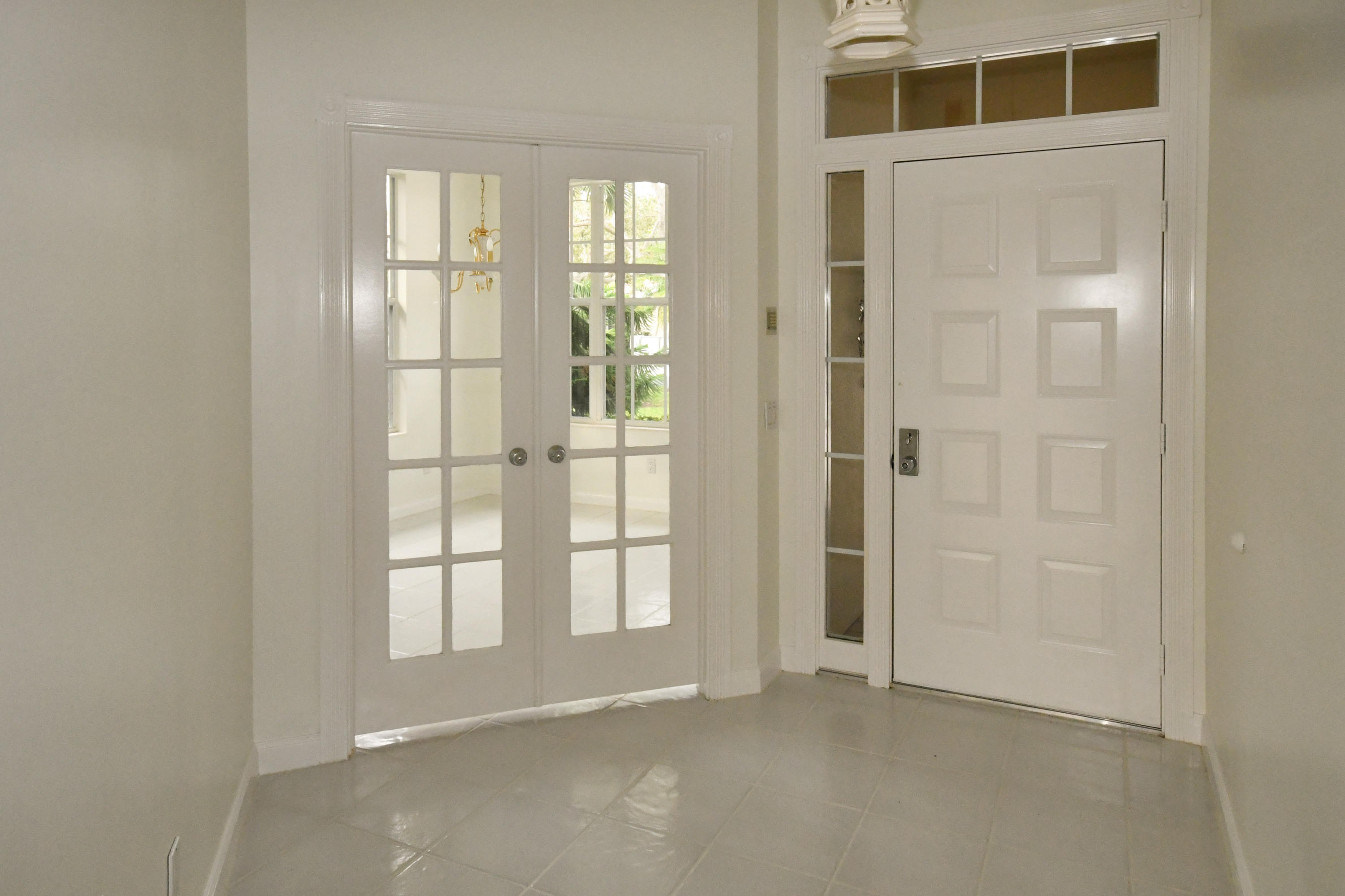 OAKS EAST - Residential