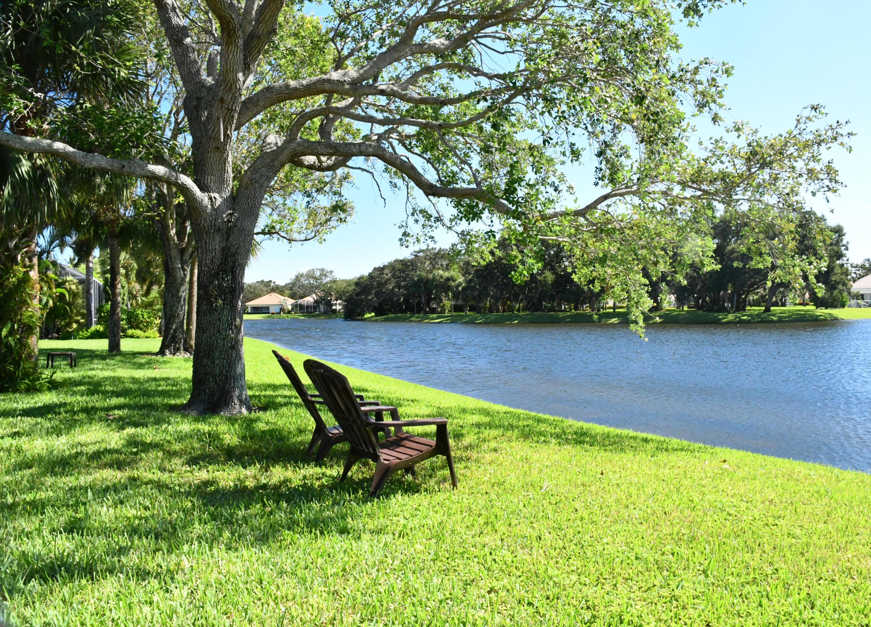 OAKS EAST - Residential