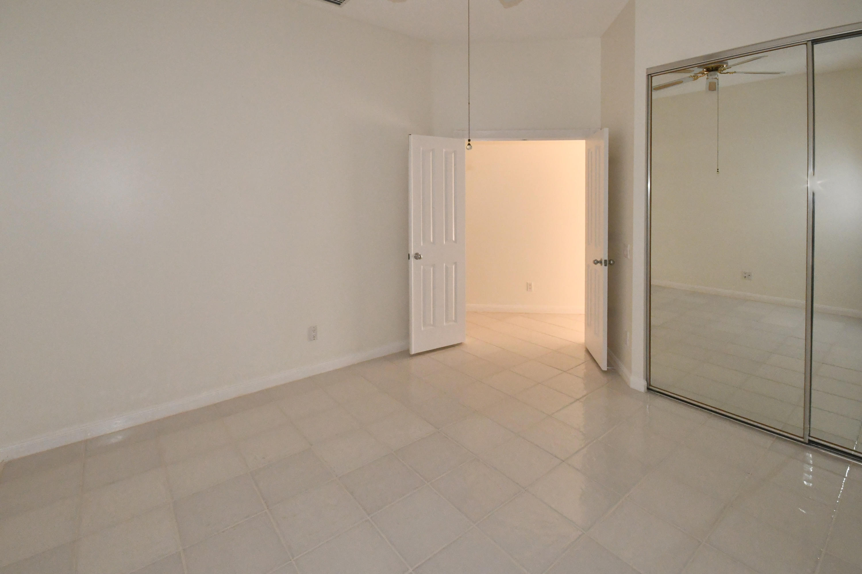 OAKS EAST - Residential