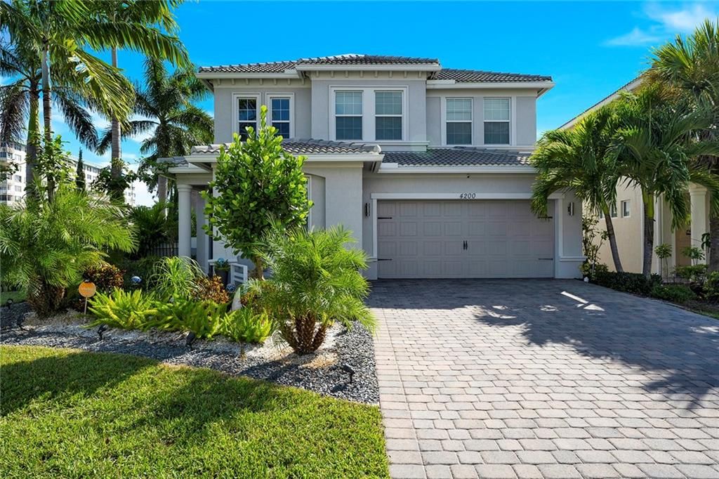 Photo of 4200 Large Leaf Ln, Hollywood, FL 33021 (MLS # F10380116)