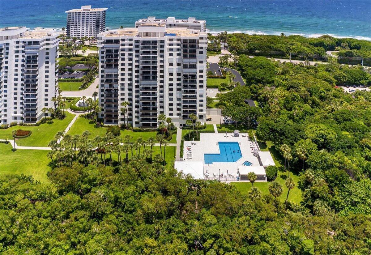 2003 N Ocean Boulevard 603, Boca Raton, FL, 33431/$999,900 3 2003 N Ocean Boulevard 603
