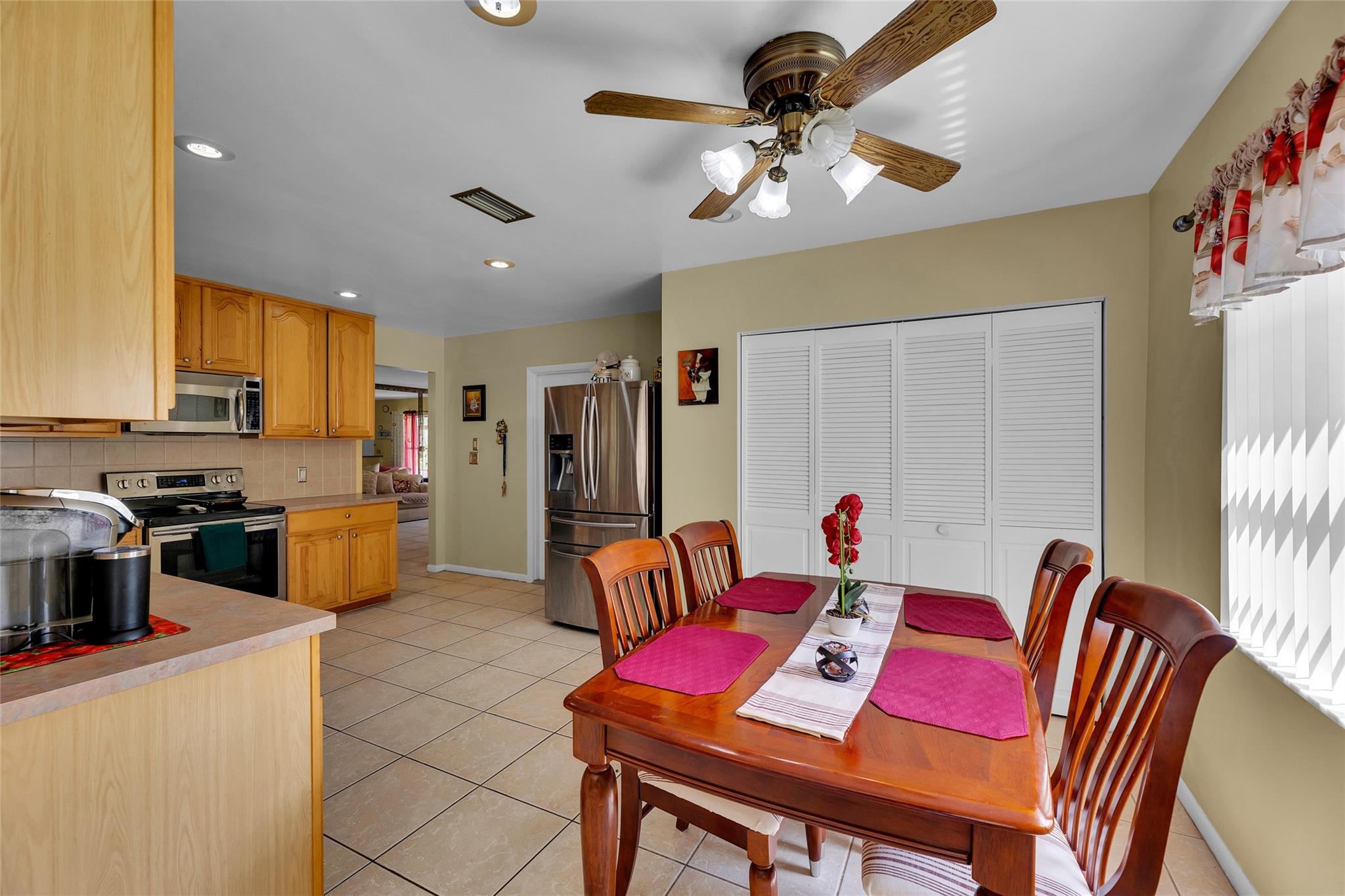 Springlake II 109-11 B - Residential