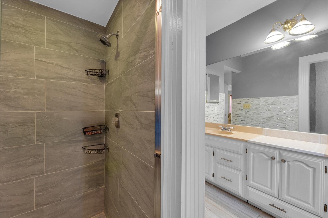 Springlake II 109-11 B - Residential