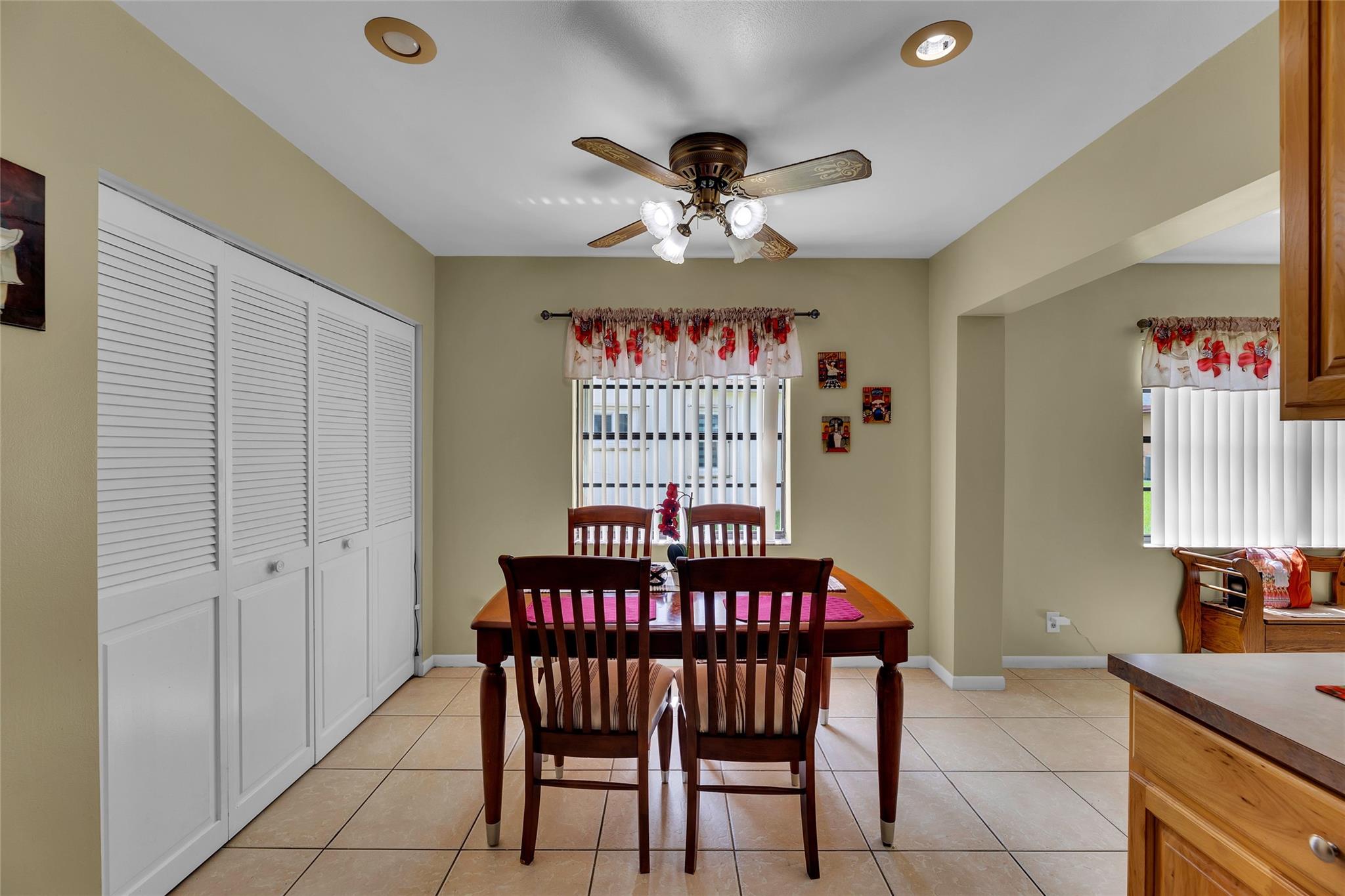 Springlake II 109-11 B - Residential