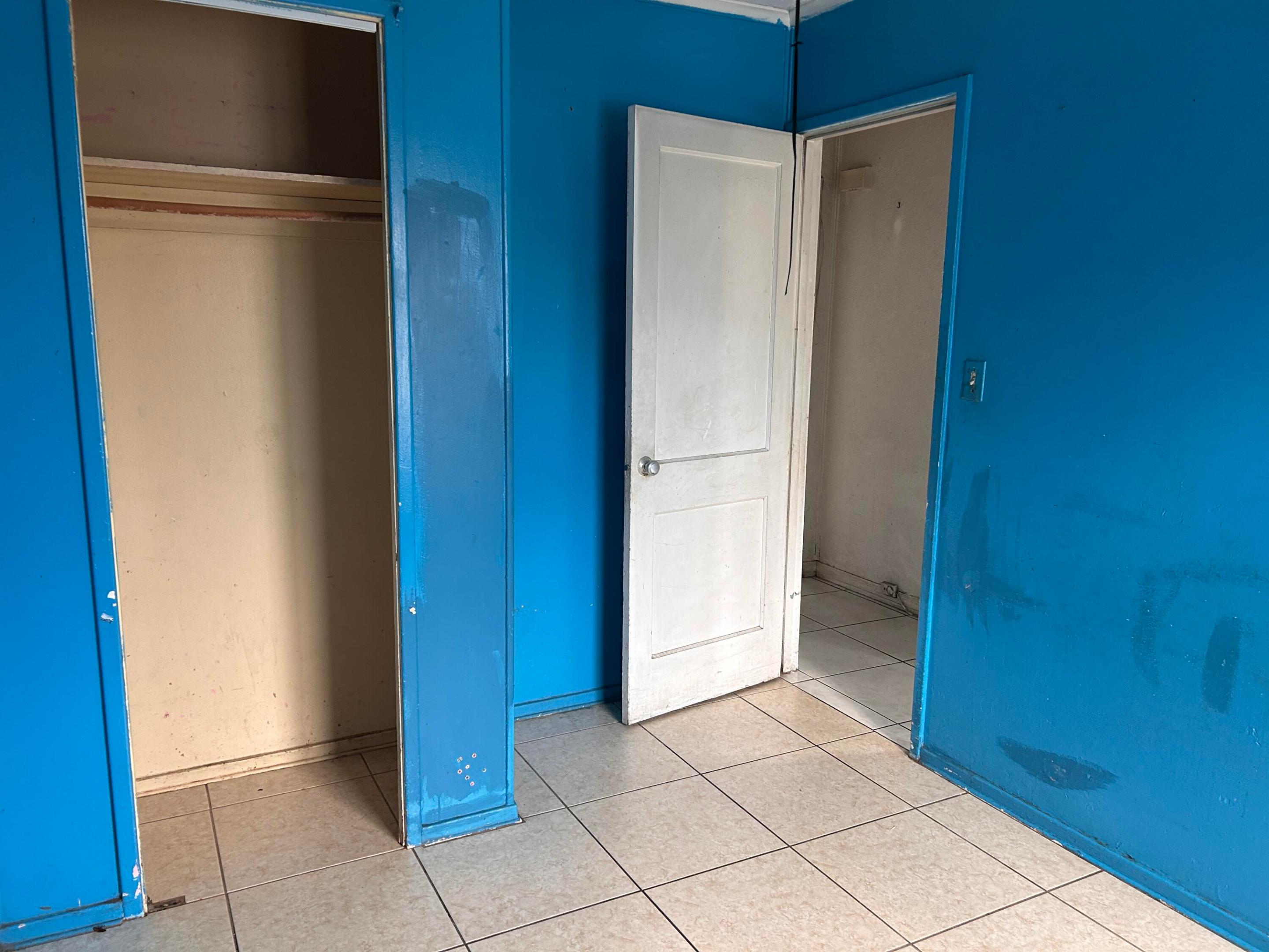 RIVIERA BEACH HEIGHTS ADD 3 - Residential