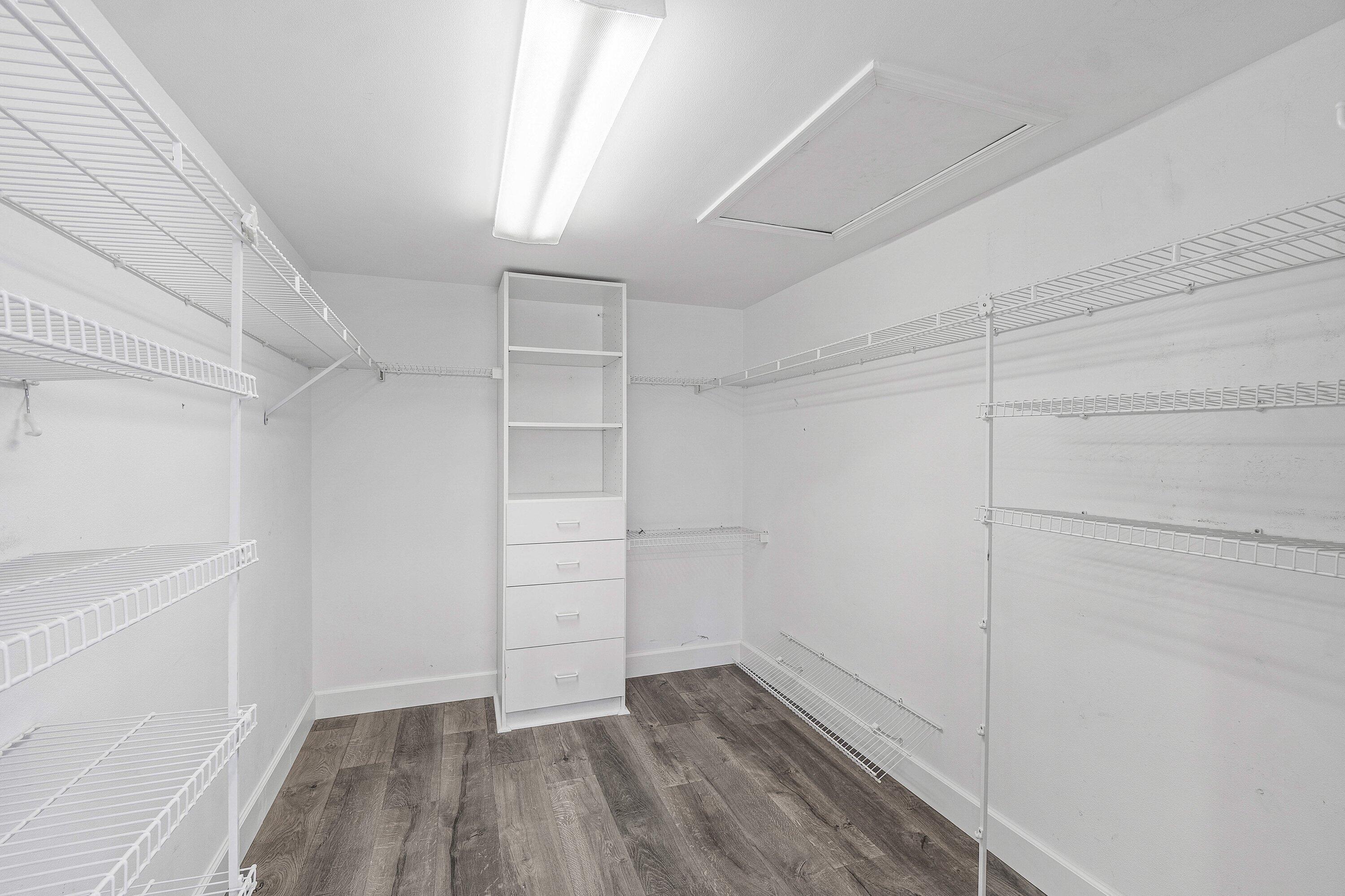 ASPEN GLEN INDIAN SPRING - Residential