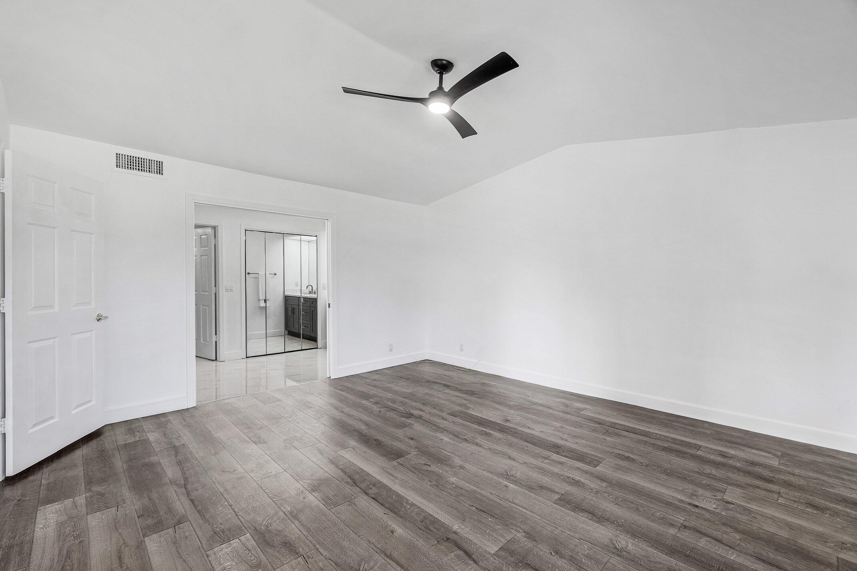 ASPEN GLEN INDIAN SPRING - Residential