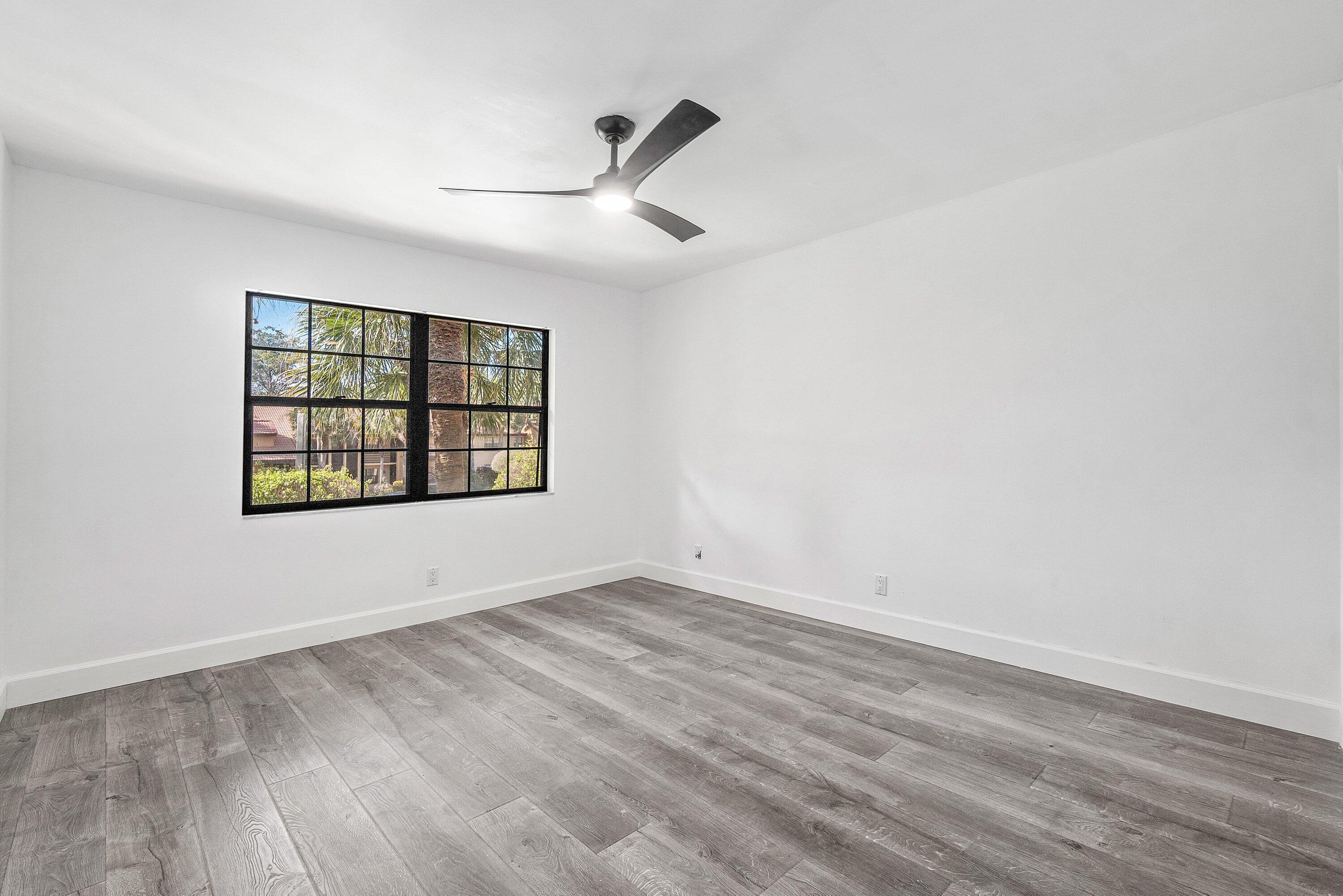 ASPEN GLEN INDIAN SPRING - Residential