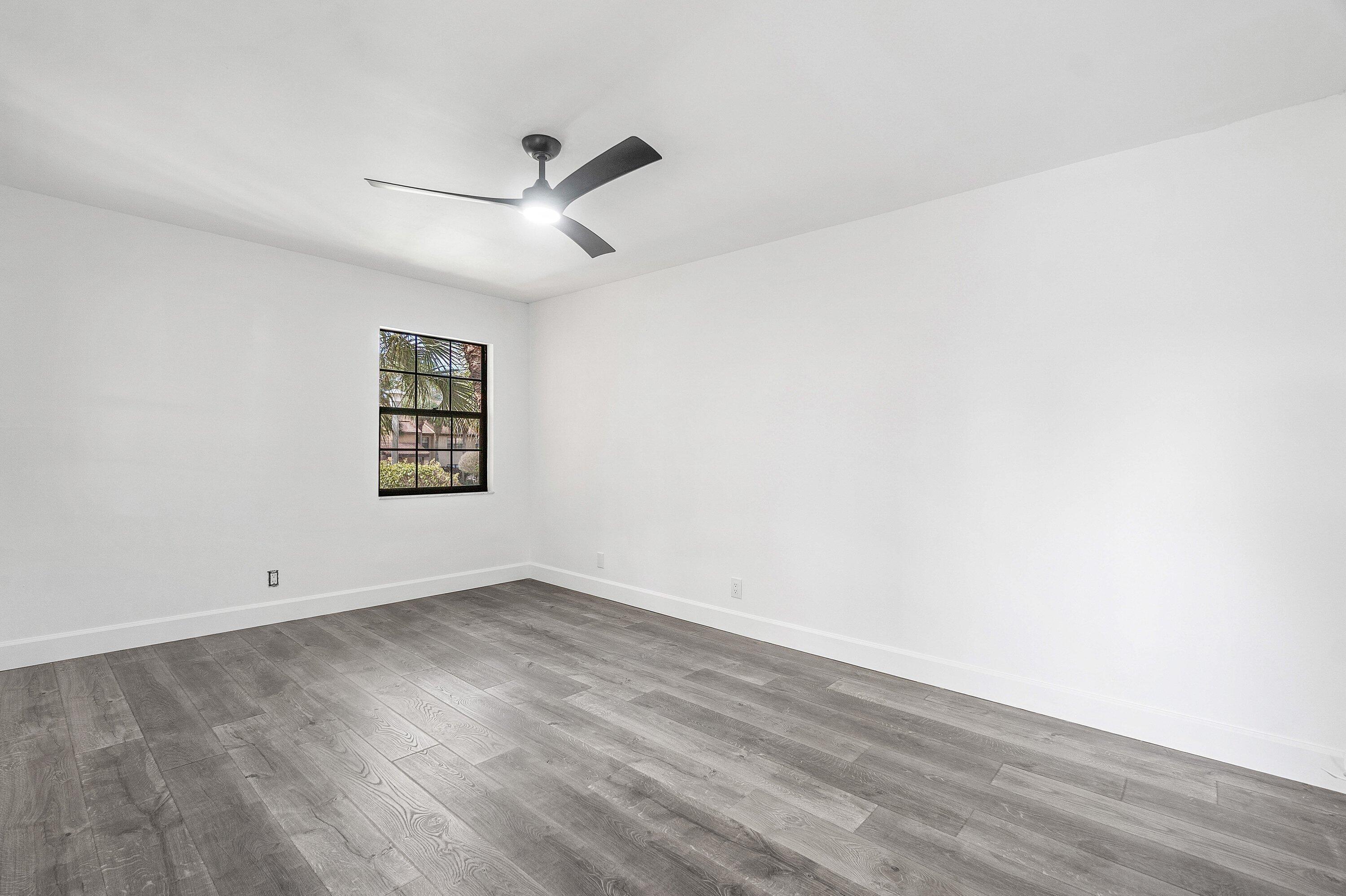 ASPEN GLEN INDIAN SPRING - Residential