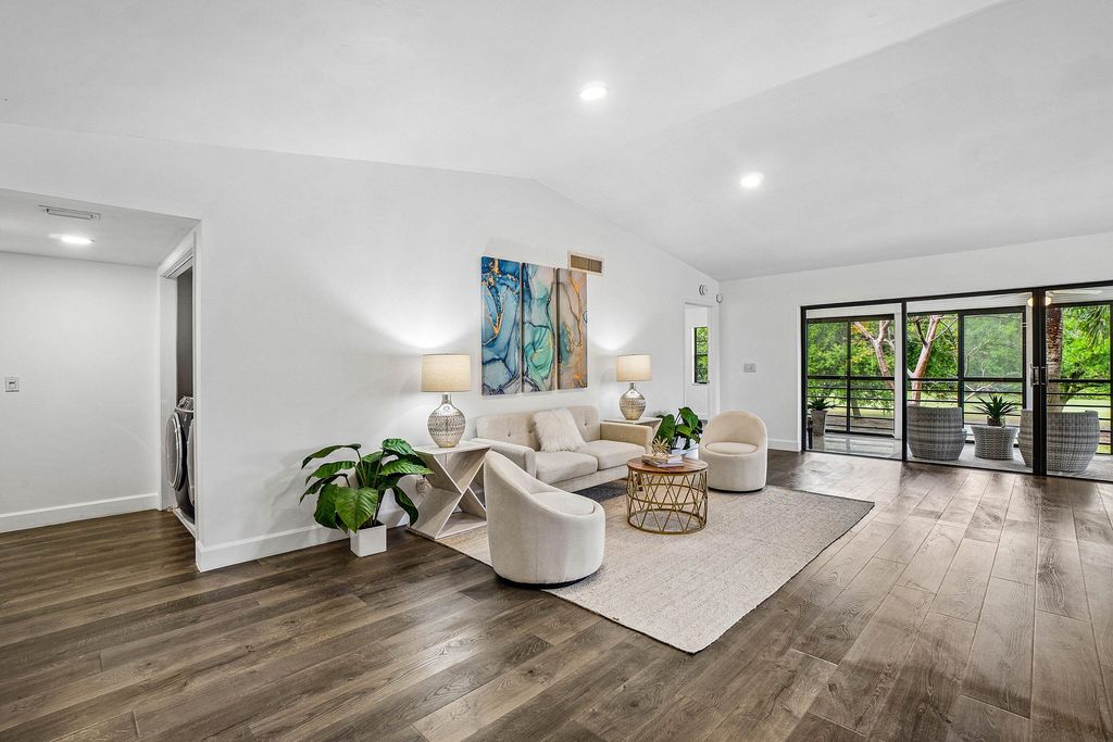 Photo of 11177 Aspen Glen Drive #206, Boynton Beach, FL 33437 (MLS # R11167501)