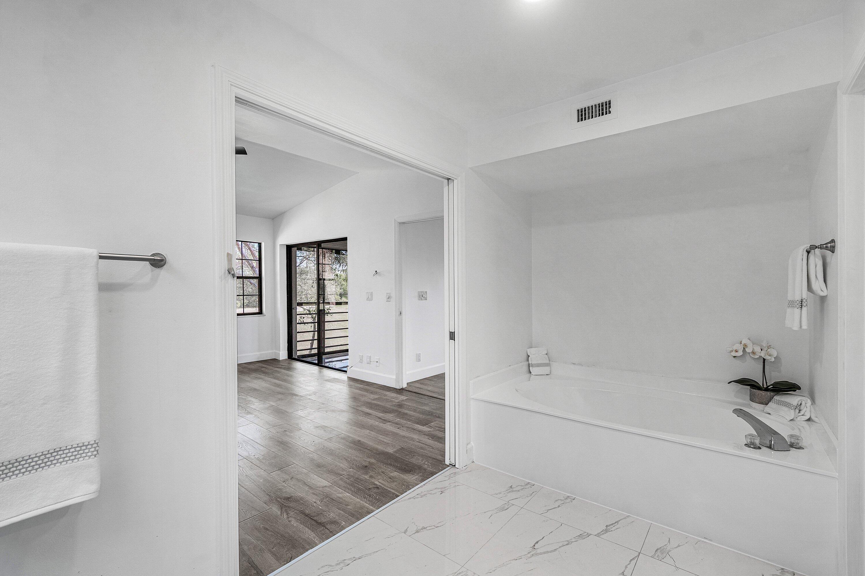 ASPEN GLEN INDIAN SPRING - Residential