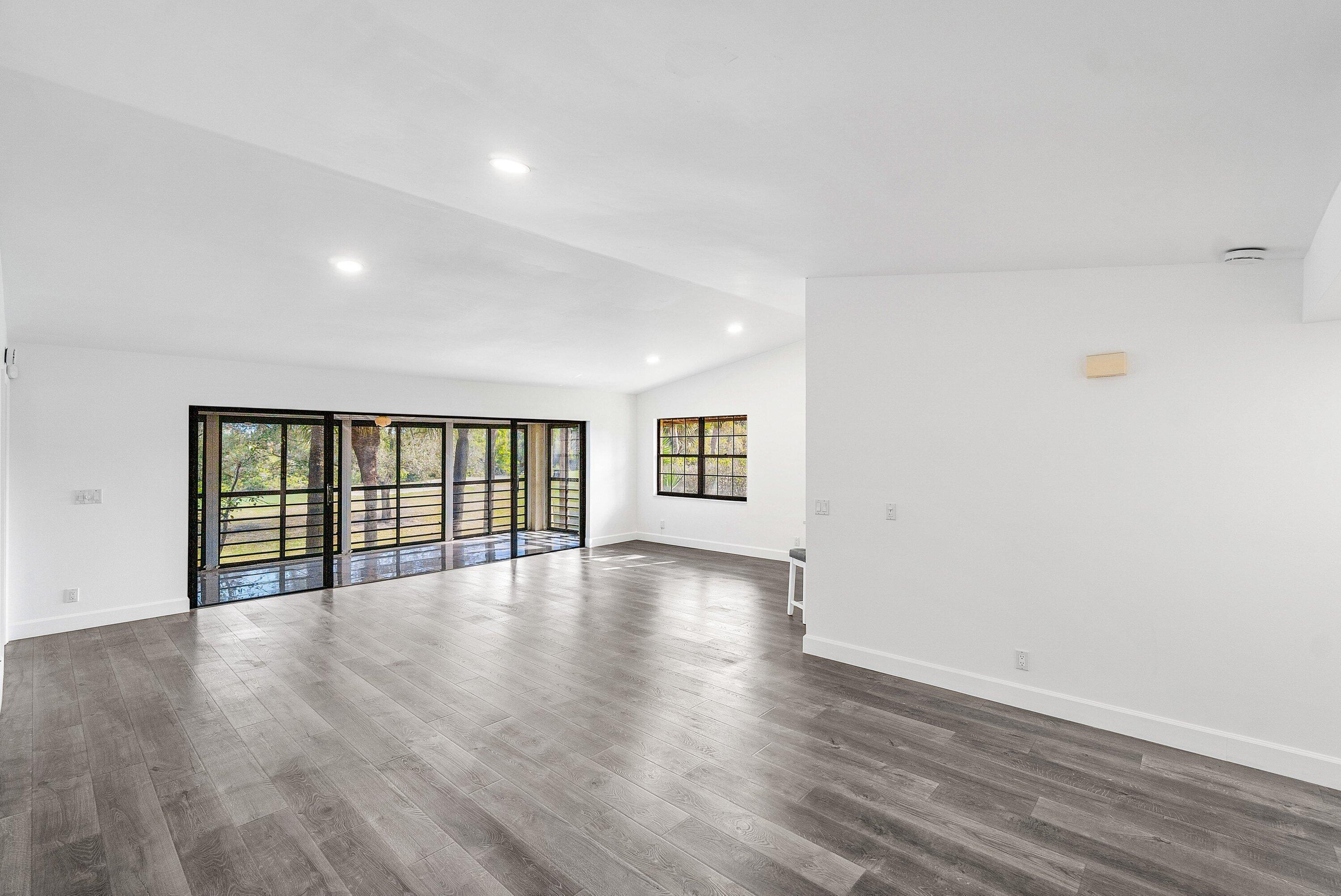 ASPEN GLEN INDIAN SPRING - Residential